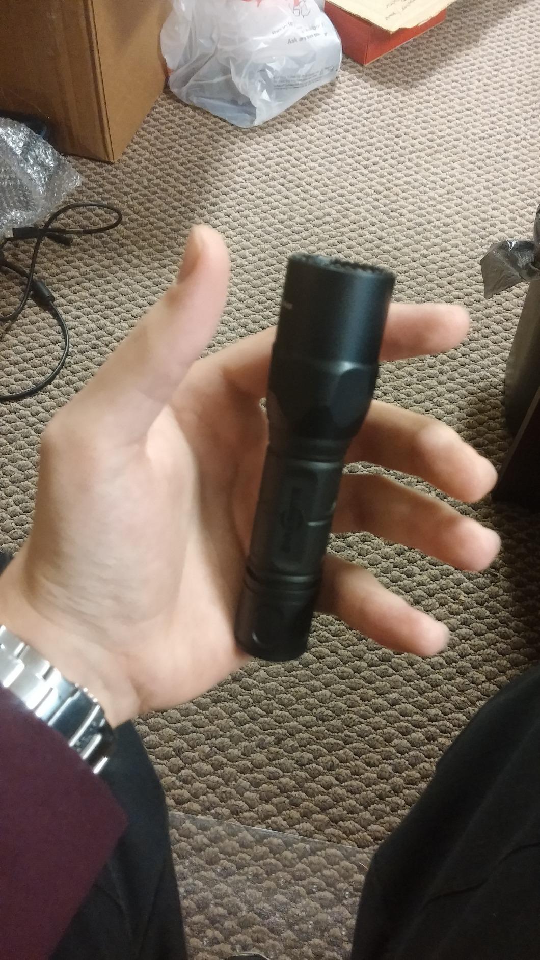 SureFire G2X Tactical Single-Output LED Flashlight with Tactical tailcap click switch, Black Customer Review SureFire G2X Tactical Single-Output LED Flashlight with Tactical tailcap click switch, Black - Customer Photo 1