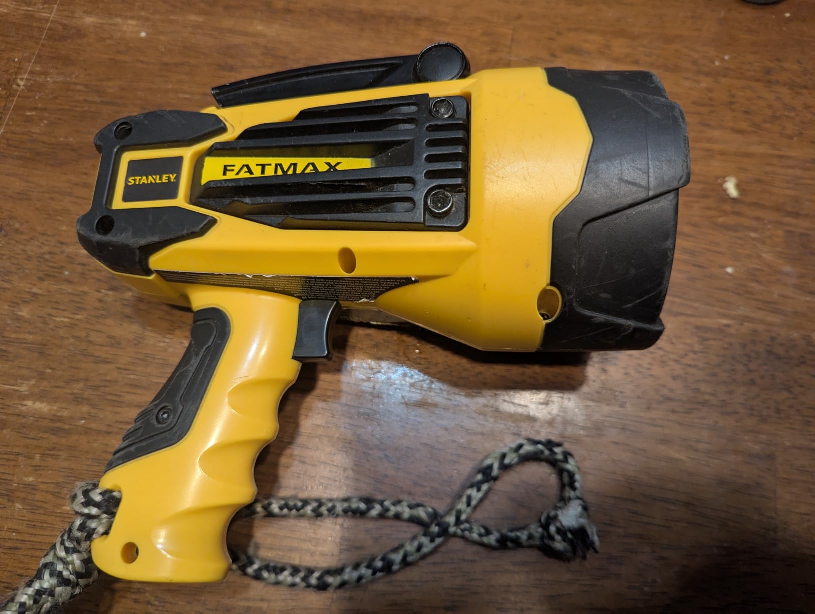 STANLEY Rechargeable Lithium Ion Ultra Bright LED Spotlight Flashlight Customer Review STANLEY Rechargeable Lithium Ion Ultra Bright LED Spotlight Flashlight - Customer Photo 1