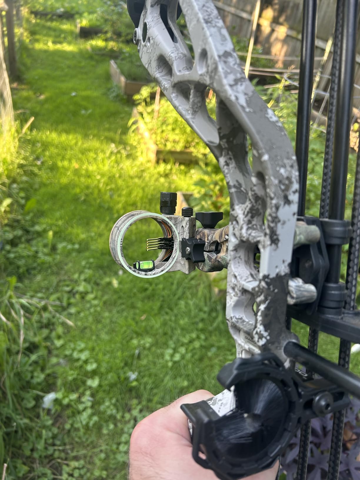 TRUGLO Carbon Hybrid 5-Pin Hunting Bow Sight customer photo 1