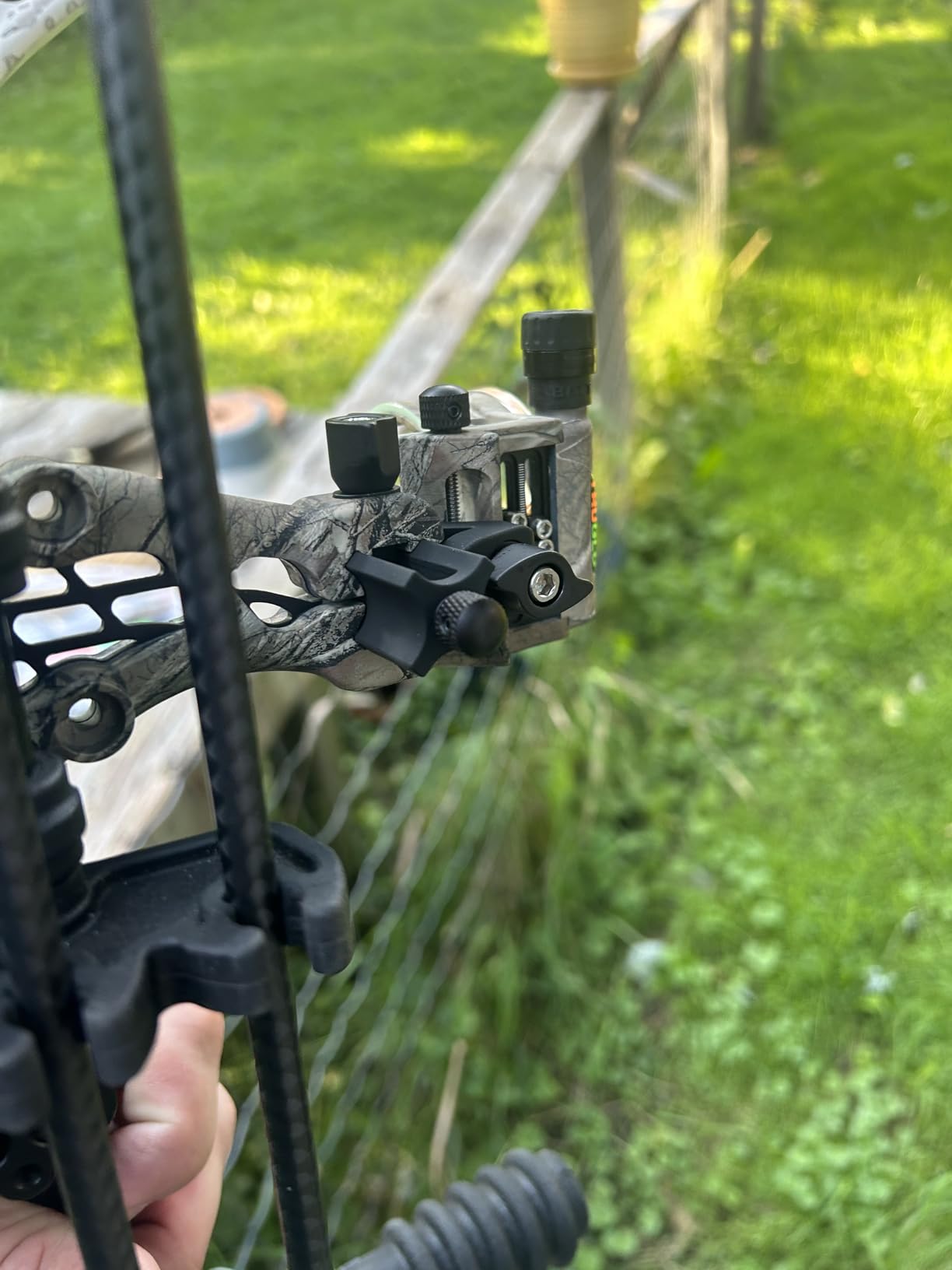 TRUGLO Carbon Hybrid 5-Pin Hunting Bow Sight customer photo 2