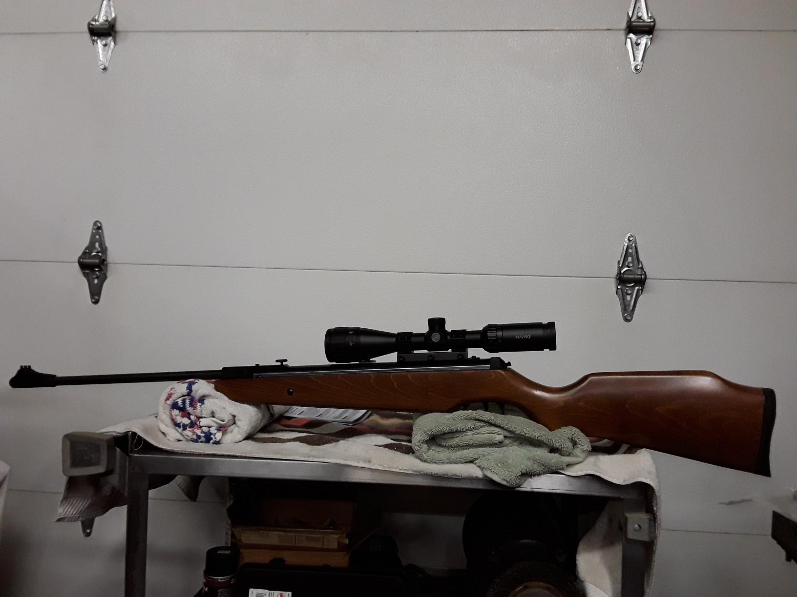 Hawke Hunting Precision H2 Optics Fast Focus Mil Dot Reticle Vantage 3-9x40 AO Riflescope, 14123 - Customer Photo 3