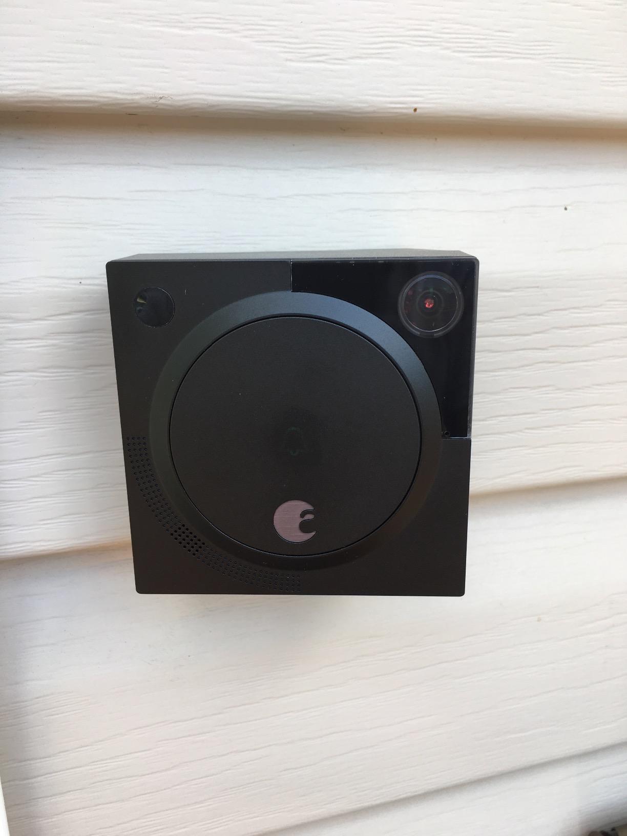 August Home Doorbell Camera, 1st Generation - Silver - Customer Photo 2