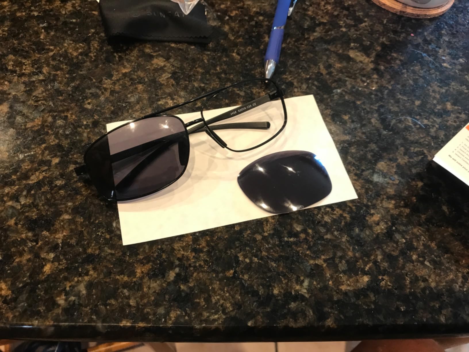 SUNGAIT Ultra Lightweight Rectangular Polarized Sunglasses UV400 Protection Customer Review SUNGAIT Ultra Lightweight Rectangular Polarized Sunglasses UV400 Protection - Customer Photo 1