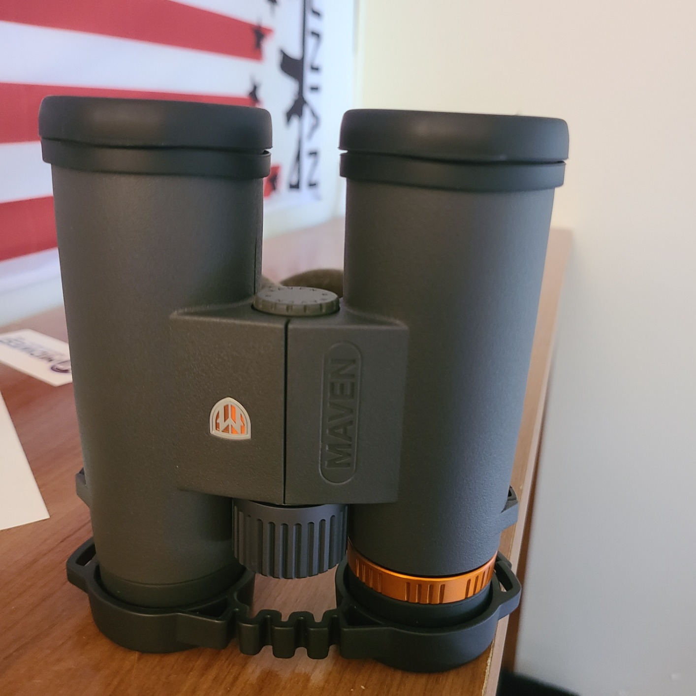 Maven C1 10X42 mm ED Binocular Gray/Orange - Customer Photo 3