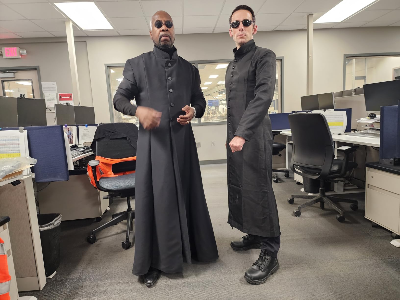 3 Colors Retro Round Clip On Nose glasses Matrix Morpheus Movie rimless sunglasses men (Black, Black) Customer Review 3 Colors Retro Round Clip On Nose glasses Matrix Morpheus Movie rimless sunglasses men (Black, Black) - Customer Photo 1