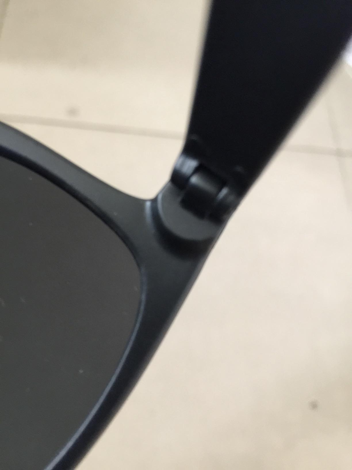 Lxnoap Black Sunglasses Classic Retro 80's Vintage Style Design UV protection Lens Customer Review Lxnoap Black Sunglasses Classic Retro 80's Vintage Style Design UV protection Lens - Customer Photo 2