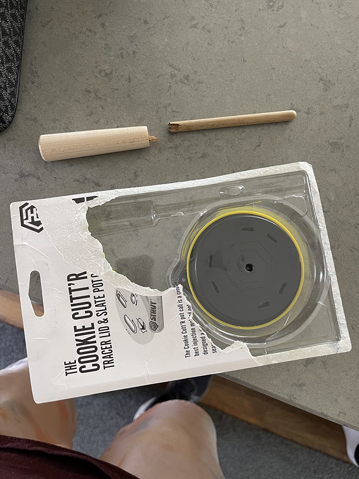 Hunters Specialties HS Strut Cookie Cutt'R Tracer Turkey Clucks Yelps Purrs Hunting Friction Lid Slate Pot Call, Yellow customer photo 1