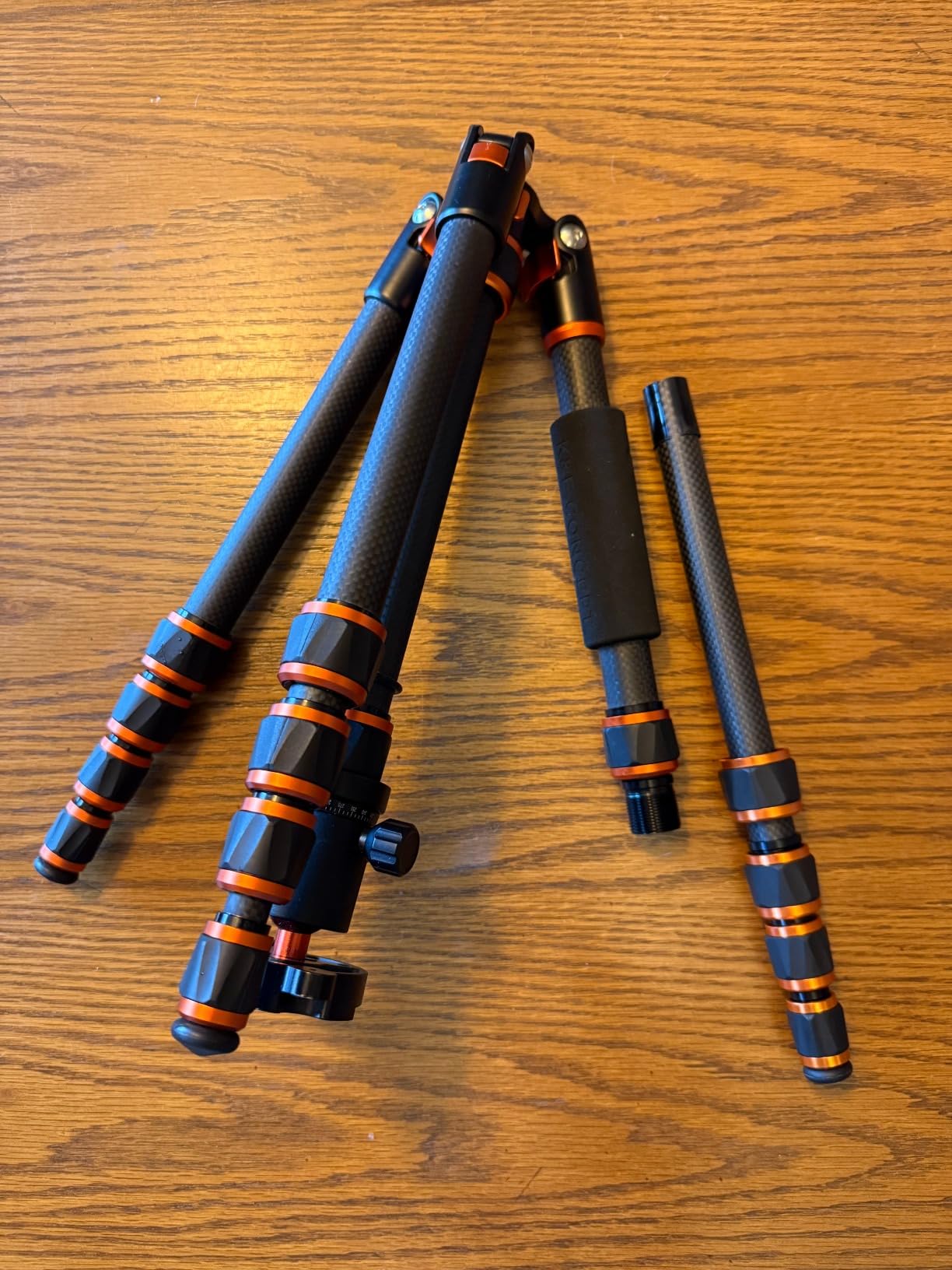 K&F CONCEPT 60 inch Carbon Fiber Camera Tripod,Super Lightweight Compact Travel Tripod with 360 Degree Ball Head,Quick Release Plate, Detachable Monopod, 17 lb Load Capacity for SLR DSLR, A225C0+BH25L - Customer Photo 1