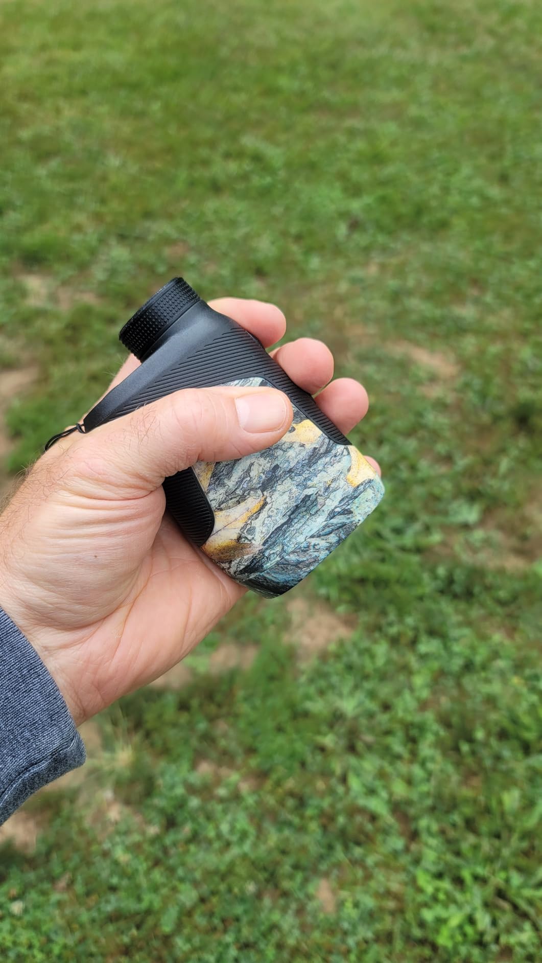 TIDEWE Hunting Rangefinder, Rechargeable Camo Laser Range Finder 700/1000Y customer photo 2