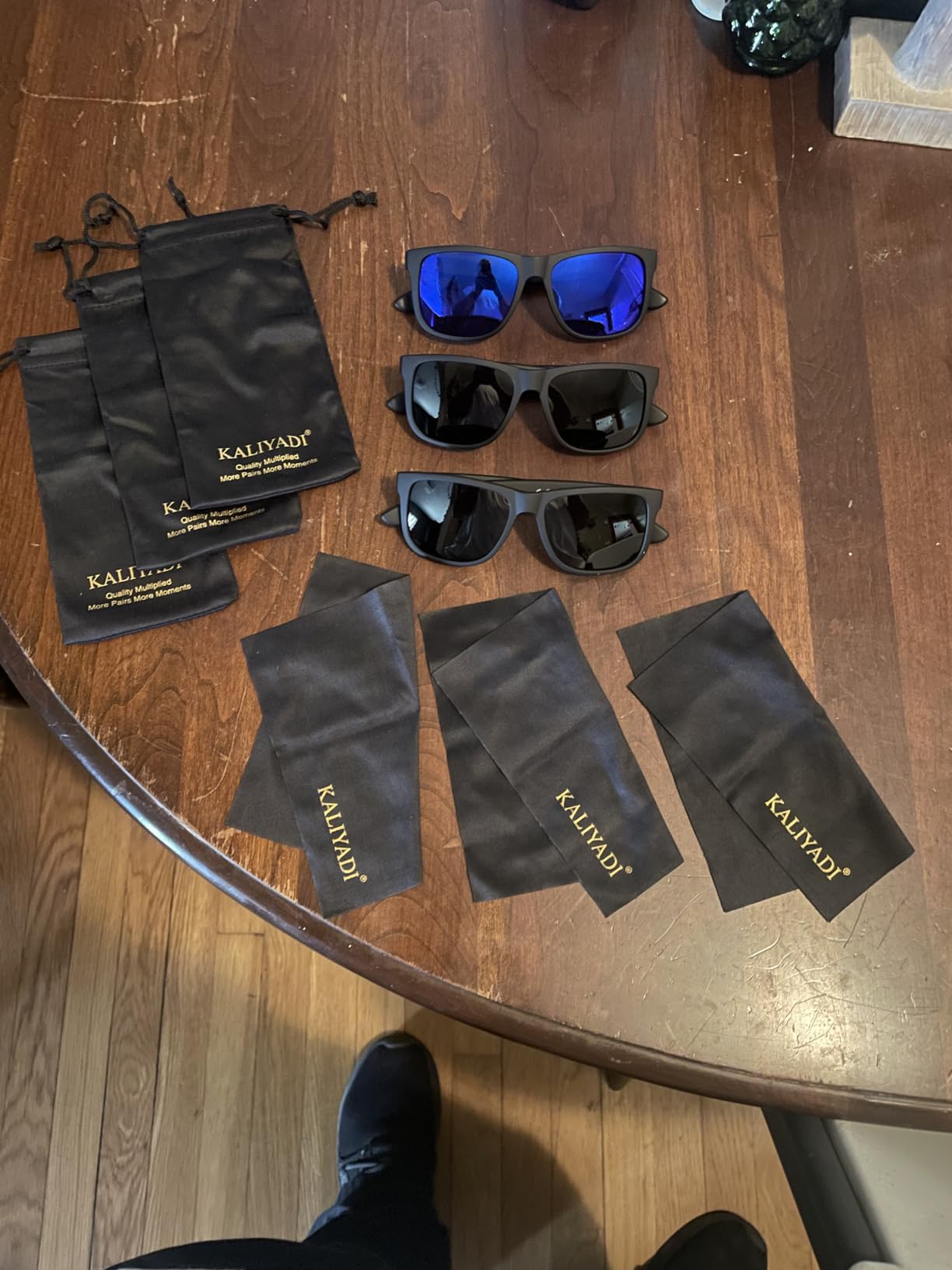 KALIYADI Sunglasses Men Polarized Sun glasses for Mens Womens Classic Matte Black Frame UV Protection 3pack Customer Review KALIYADI Sunglasses Men Polarized Sun glasses for Mens Womens Classic Matte Black Frame UV Protection 3pack - Customer Photo 2