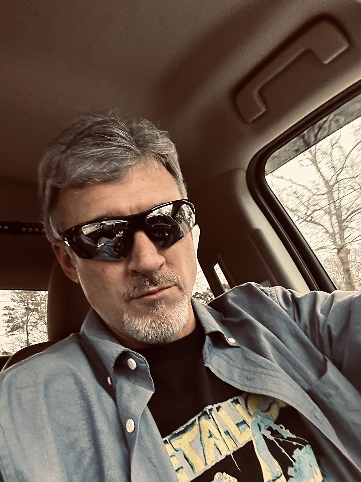 Under Armour Blitzing Wrap Around Sunglasses, Men's Sunglasses with Non-Slip Temples, Auto-Lock Hinges & Microfiber Pouch Customer Review Under Armour Blitzing Wrap Around Sunglasses, Men's Sunglasses with Non-Slip Temples, Auto-Lock Hinges & Microfiber Pouch - Customer Photo 2