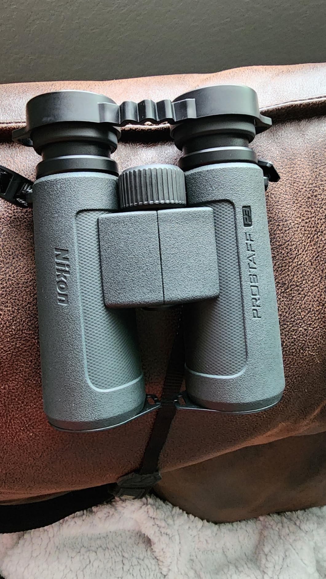 Nikon PROSTAFF P3 10x42 customer photo 1