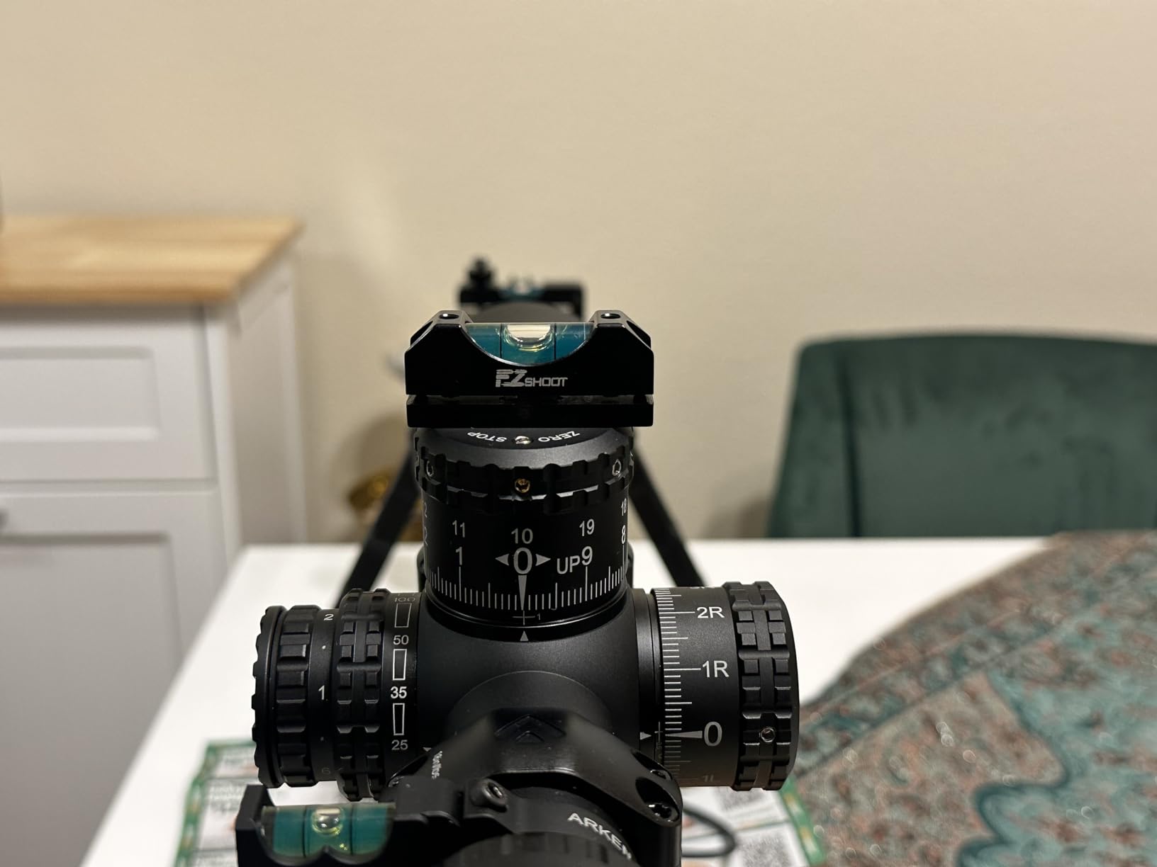 EZshoot Scope Leveling Kit with High-precision Bubble Leveling System, Magnetic Universal Leveling Tool, Compact Storage Case for Equipment and Maintenance - Customer Photo 1