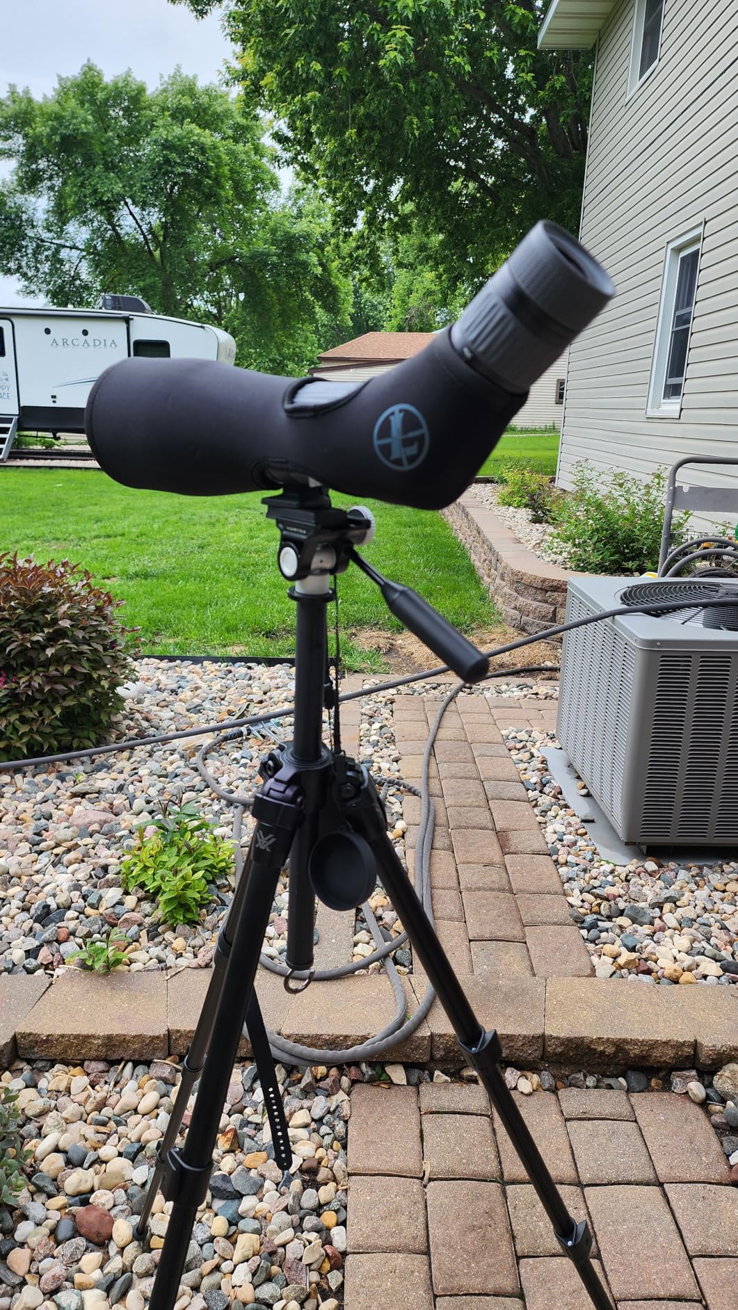 Vortex Optics Mountain Pass Tripod Kit - 2-Way Pan Head, 22 lb Max Load, Arca-Swiss Head Mount - Unlimited, Unconditional Warranty - Customer Photo 3