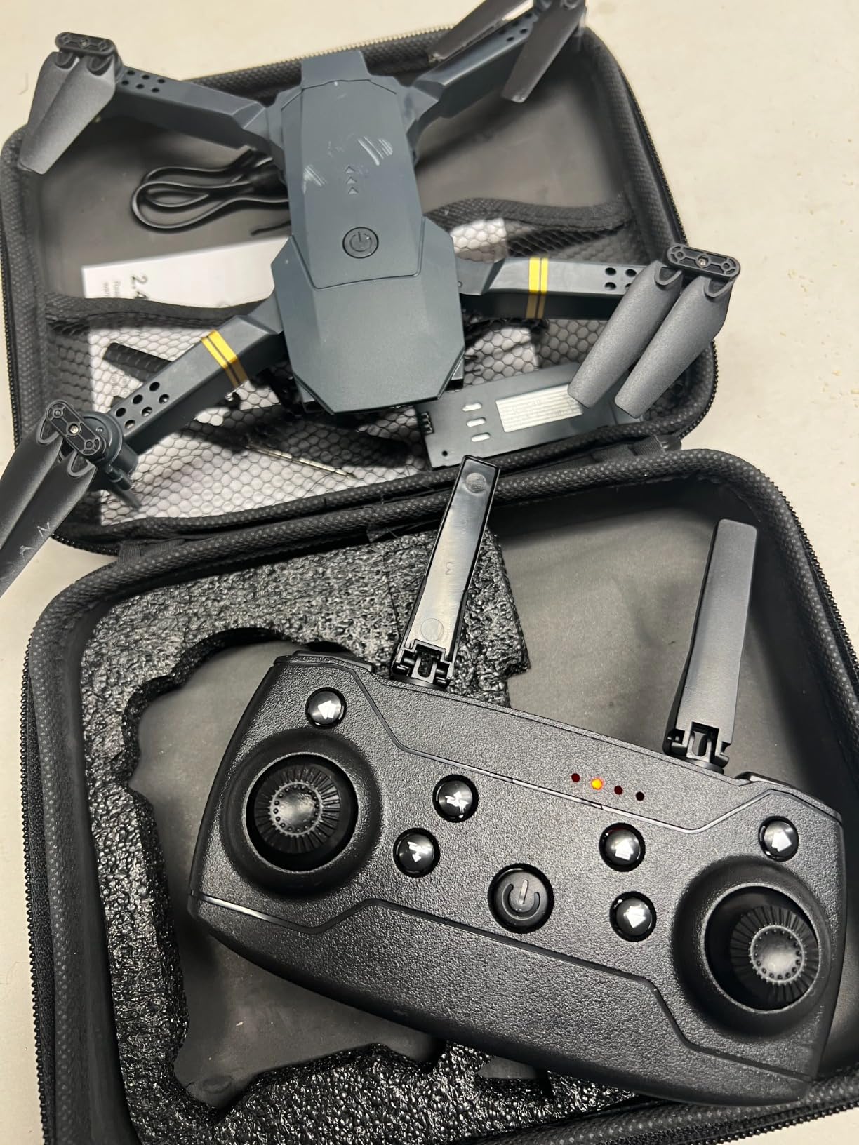 Black Falcon 4k Drone with Camera 2025 Quadcopter Drones for Kids, drone for adults, beginner and pros | HD pictures and videos, foldable, silent, 30 MPH Falcon Drones with Camera for Adults 4k Customer Review Black Falcon 4k Drone with Camera 2025 Quadcopter Drones for Kids, drone for adults, beginner and pros | HD pictures and videos, foldable, silent, 30 MPH Falcon Drones with Camera for Adults 4k - Customer Photo 2