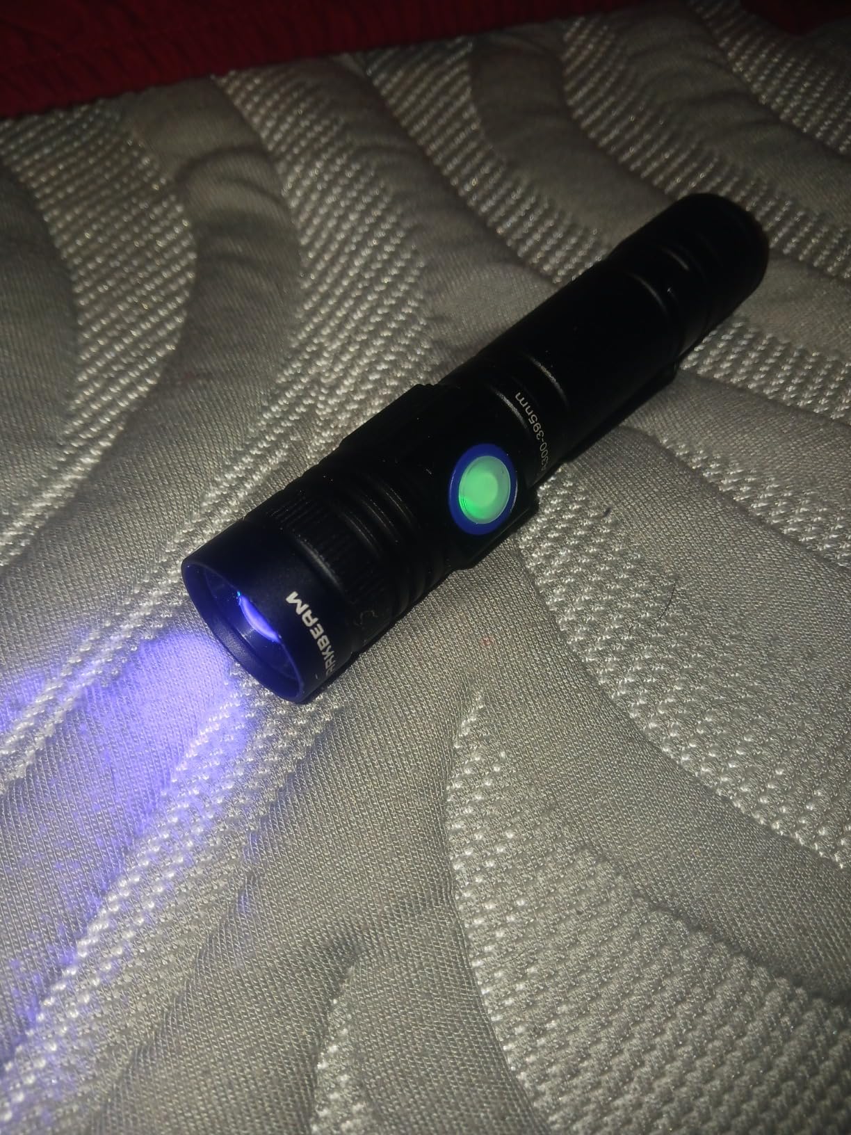 DARKBEAM UV Black Light Flashlight 395nm - Rechargeable USB Woods Lamp, Powerful Mini Ultraviolet LED Blacklight Flashlights - Resin Curing, Detector for Pet/Cat/Dog Urine, Stains, Scorpions Customer Review DARKBEAM UV Black Light Flashlight 395nm - Rechargeable USB Woods Lamp, Powerful Mini Ultraviolet LED Blacklight Flashlights - Resin Curing, Detector for Pet/Cat/Dog Urine, Stains, Scorpions - Customer Photo 1