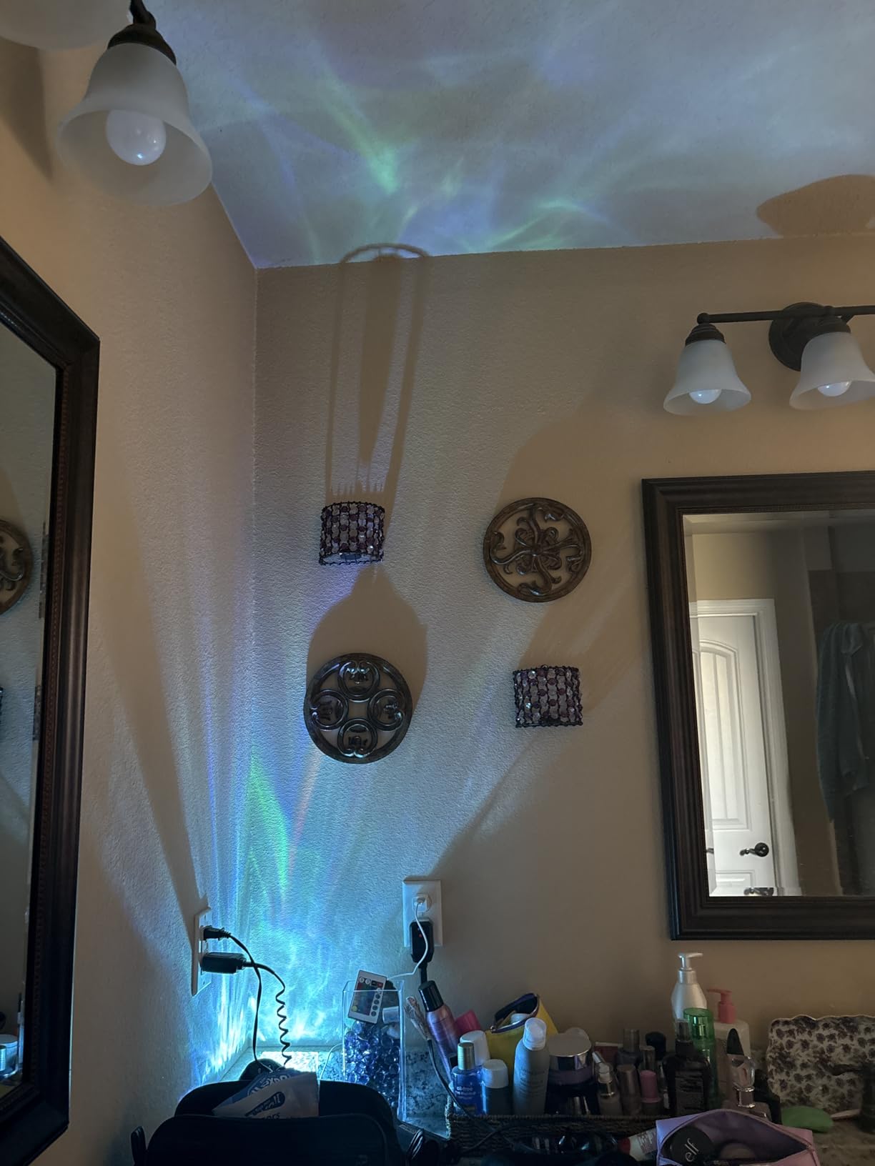 Aurora Ocean Wave Projector Light, Cordless Rechargeable, 16 Colors 4 Modes Northern Lights Lamp with Touch & Remote for Bedroom, Water Ripple Night Light for Room Decor Ambient Mood Lighting - Customer Photo 1