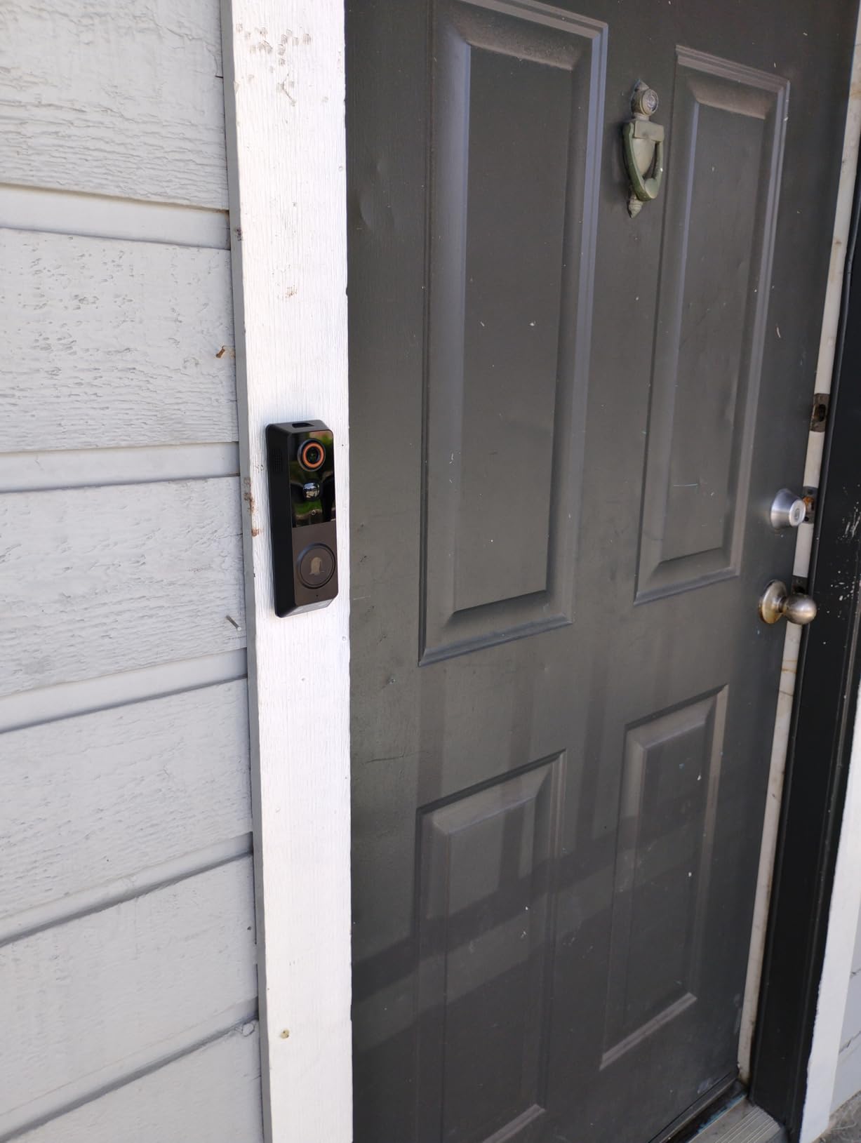 1080P Wireless Smart Doorbell Camera, AI Human Detection, Color Night Vision, Two-Way Audio, Battery Powered, Optimized for 2.4GHz Wi-Fi Networks, Cloud Storage - Customer Photo 1
