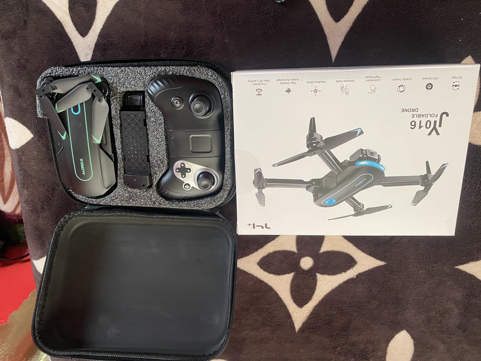 Drone with Camera, Drones for Adults and Beginners, 1080P HD FPV Foldable Mini Drones for Kids, with 2 Batteries, Carrying Case, Trajectory Flight, Gravity Control, One-Key Takeoff/Landing, 360° Flip, Toys for Gift - Customer Photo 5