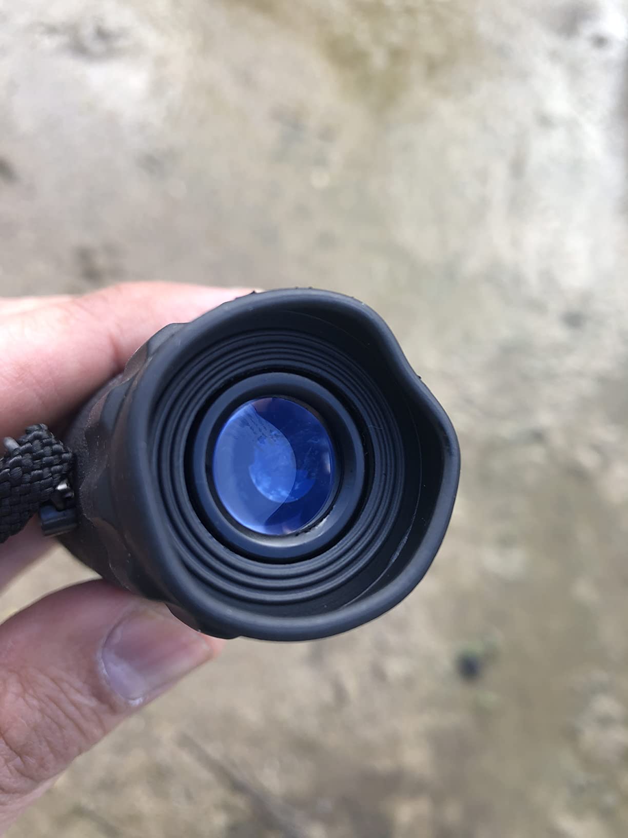 Barska Blackhawk Waterproof Monocular - Compact, Fogproof, Multi-Coated Optics, Slip-Resistant Grip for Birding, Hiking, Sports, Concerts & Outdoor Use customer photo 2