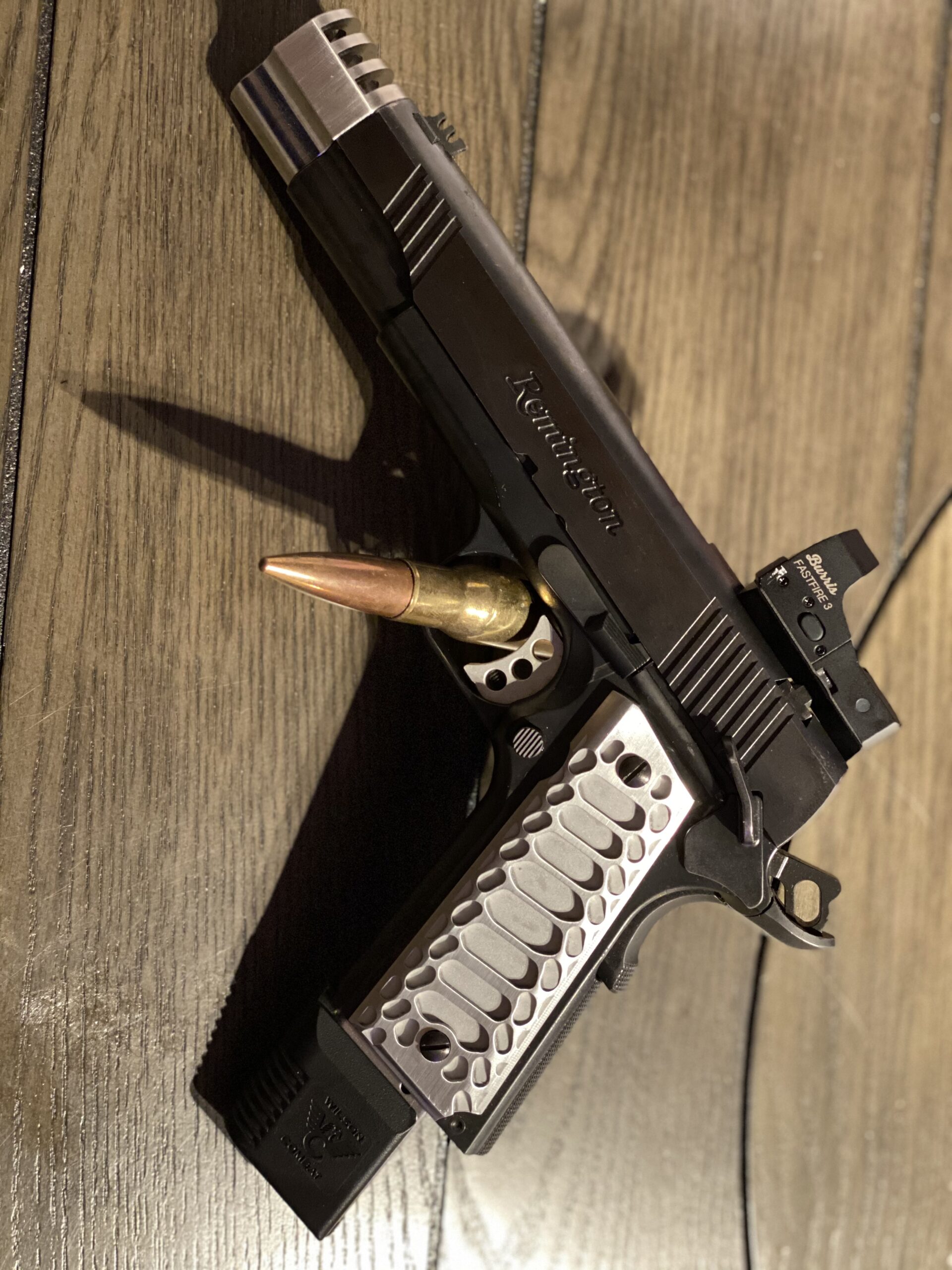 Burris Fastfire III Red Dot Reflex 3 MOA Sight, Picatinny Mount (Black) - 300234 customer photo 1