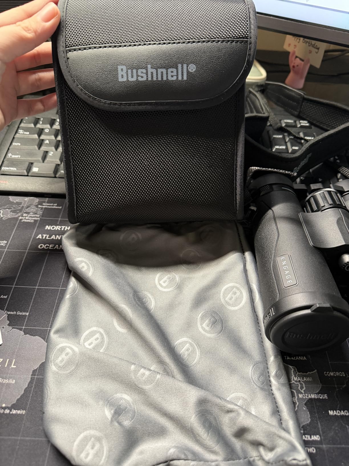 Bushnell Engage X 10x42mm Binoculars, IPX7 Waterproof and Lightweight Binoculars for Hunting, Travel, and Camping customer photo 2
