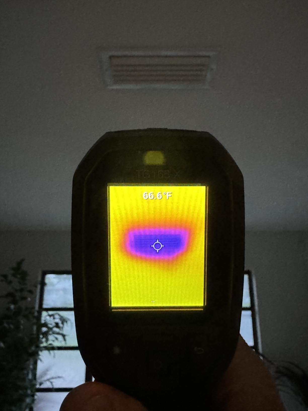 FLIR TG165-X Thermal Imaging Camera with Bullseye Laser customer photo 1