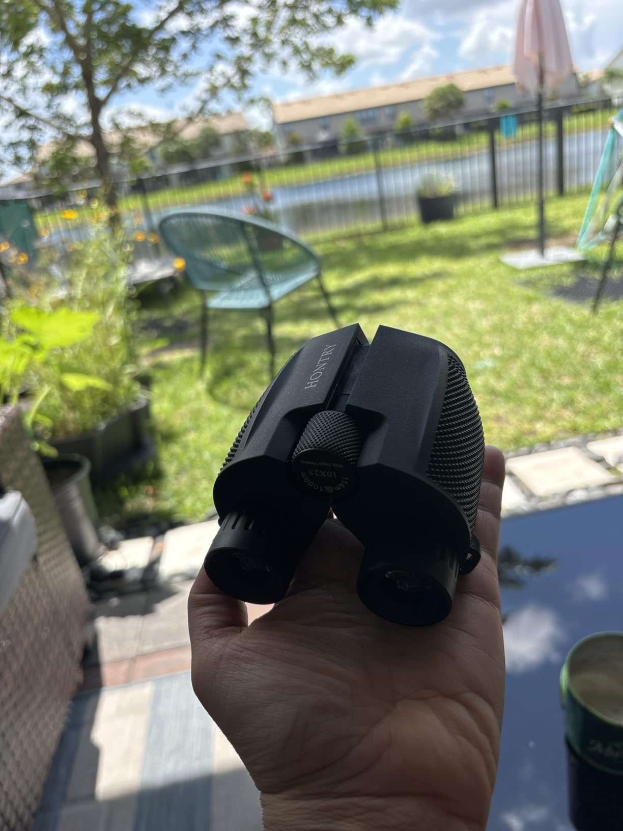 Hontry Binoculars for Adults and Kids, 12x25 Compact customer photo 2