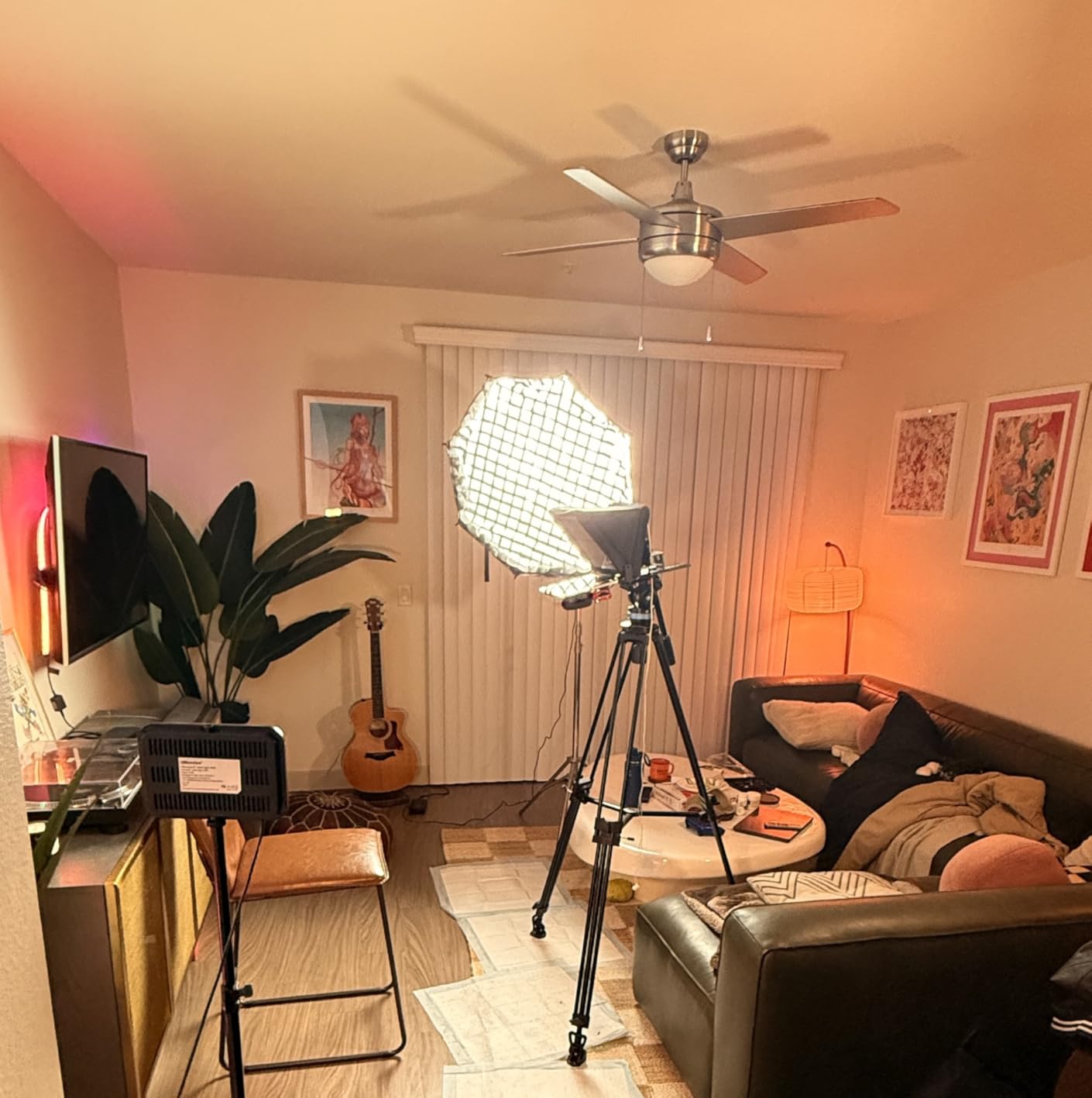 amaran 200x S 200W Bi-Color LED Video Light, Bluetooth App Control Studio Light, DC/AC Power Supply Bowens Mount Silent Fan Photography Lighting(amaran200xs) customer photo 1