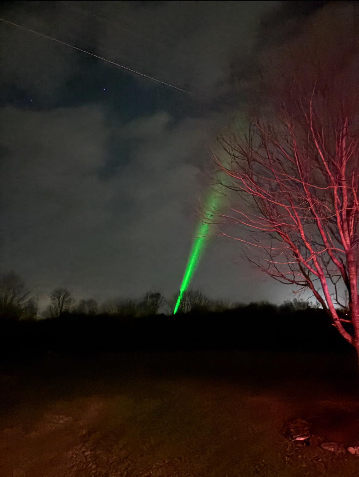 MIPREZT [Professional] Rechargeable Green Laser Pointer High Power Green Beam Laser Light Long Distance Range for TV/LED/LCD Screens Tactical Flashlights Presentation Office/Outdoors/Astronomic [001] customer photo 2