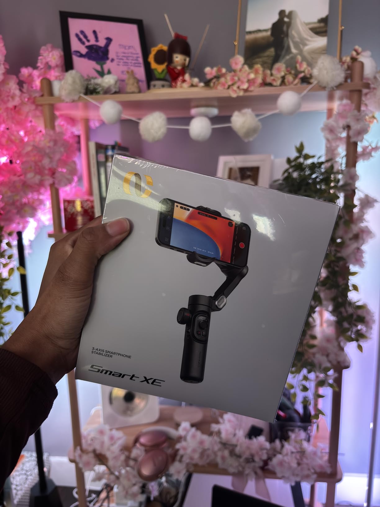 AOCHUAN Smart XE 3-Axis Gimbal Stabilizer for iPhone&Android,Foldable customer photo 2