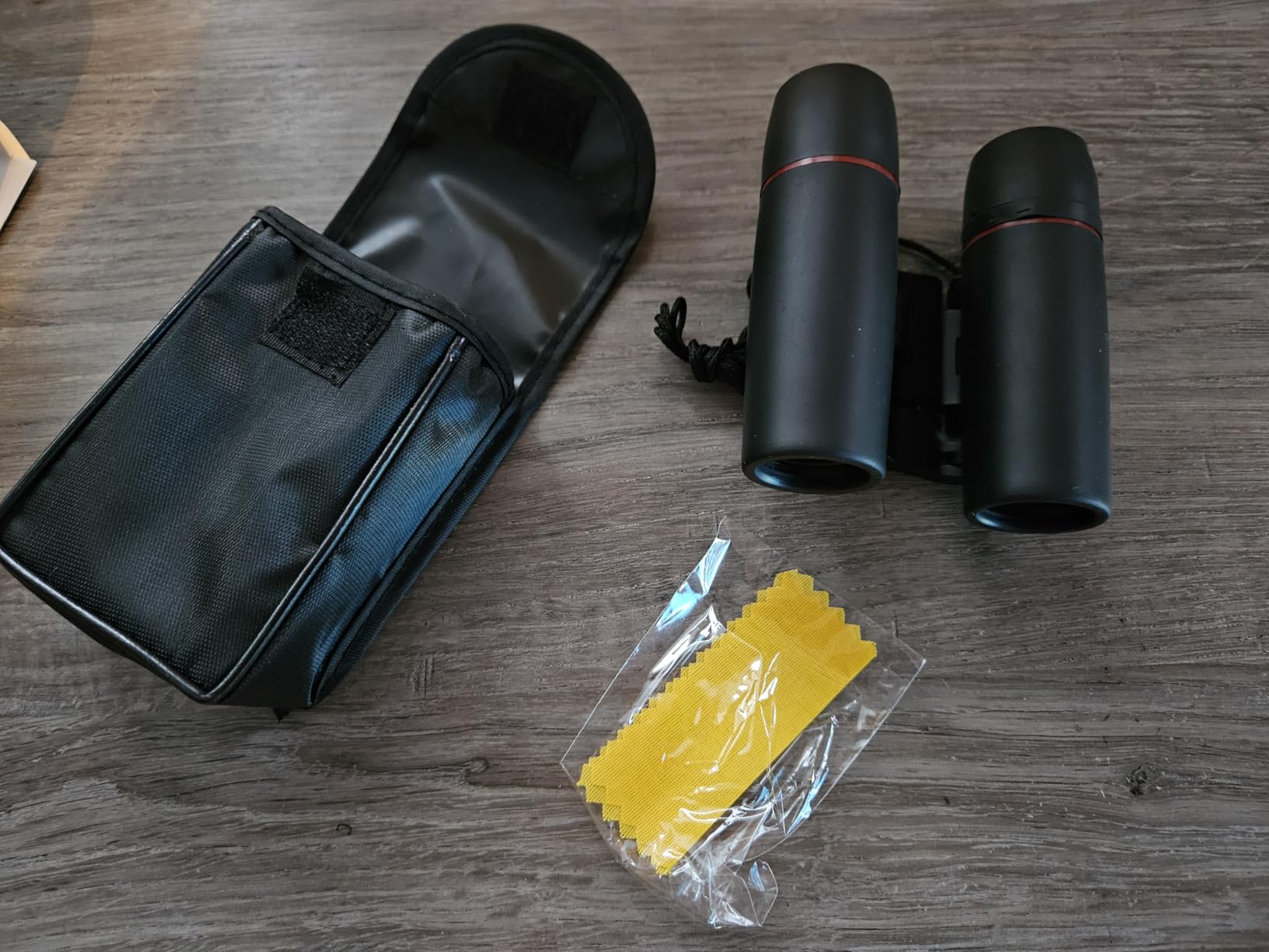 Compact Binoculars for Adults and Kids, HD Mini Portable Outdoor Binoculars Children, Pocket Lightweight Folding for Bird Watching, Hunting, Concert, Theater, Opera, Traveling customer photo 1