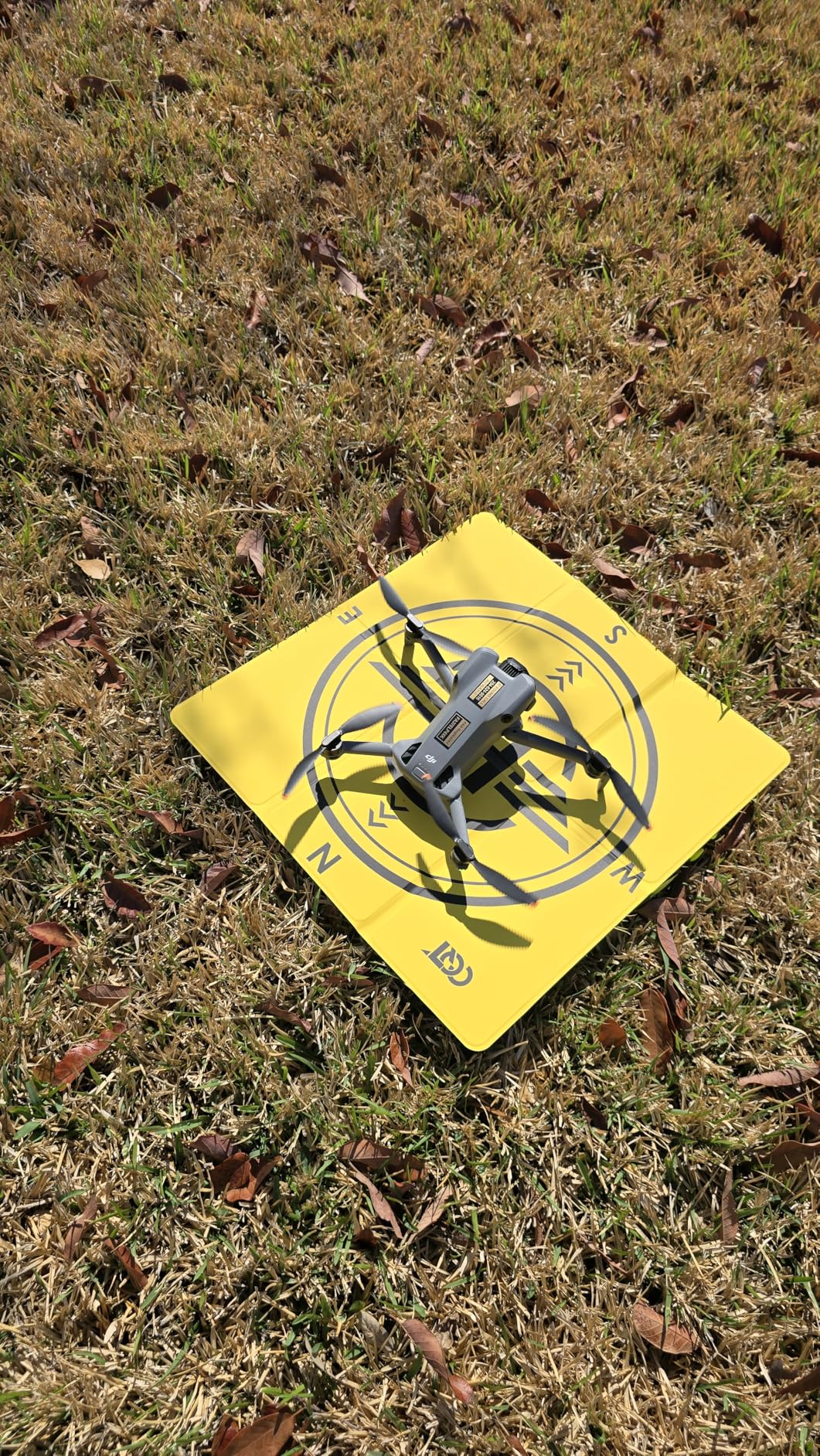 CQT Drone Landing Pad Universal Waterproof Weighted Portable Fast-Foldable Helipad Launch for DJI Mavic 3 Pro/Mini 2 SE/Air 2 2S/Mini 3 4 Pro/Mavic 2/Holy Stone/FPV/Avata/RC Quadcopters Accessories customer photo 1