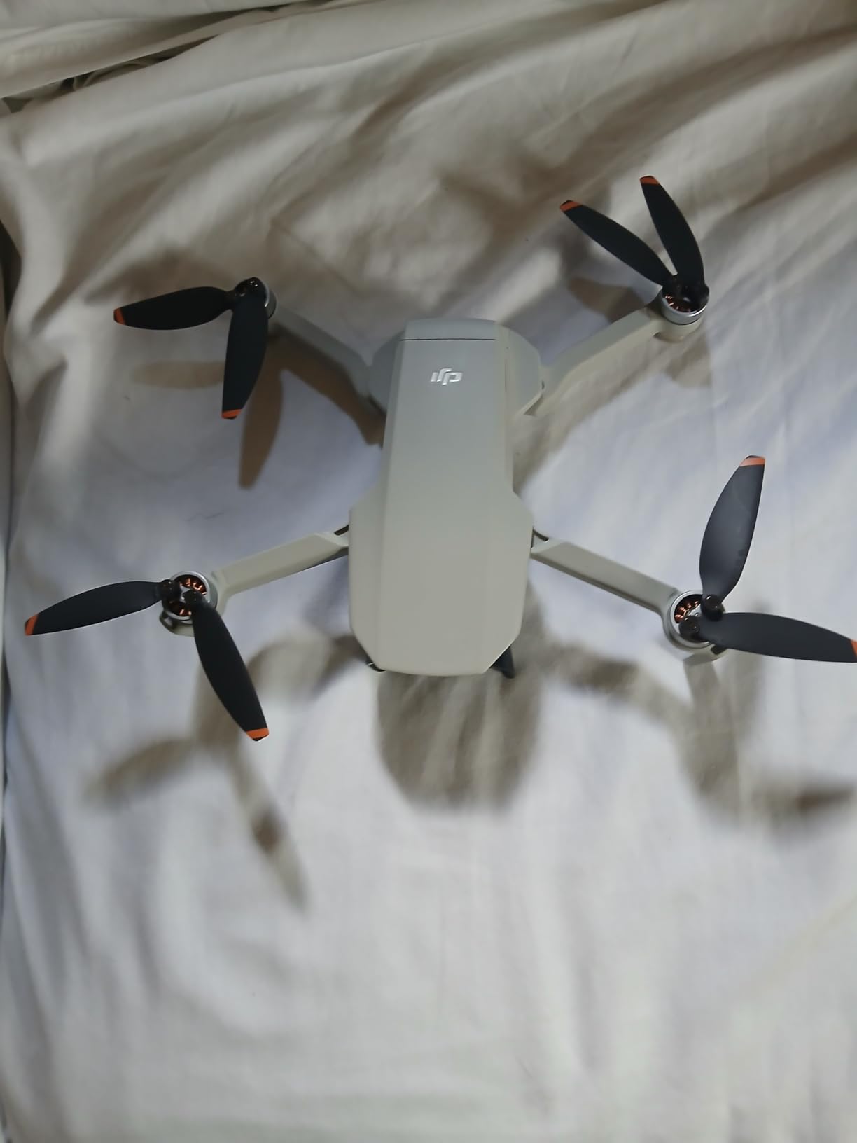 DJI Mini 4K, Drone with 4K UHD Camera for Adults, Under 249 g, 3-Axis Gimbal Stabilization, 10km Video Transmission, Auto Return, Wind Resistance, 1 Battery for 31-Min Max Flight Time customer photo 2