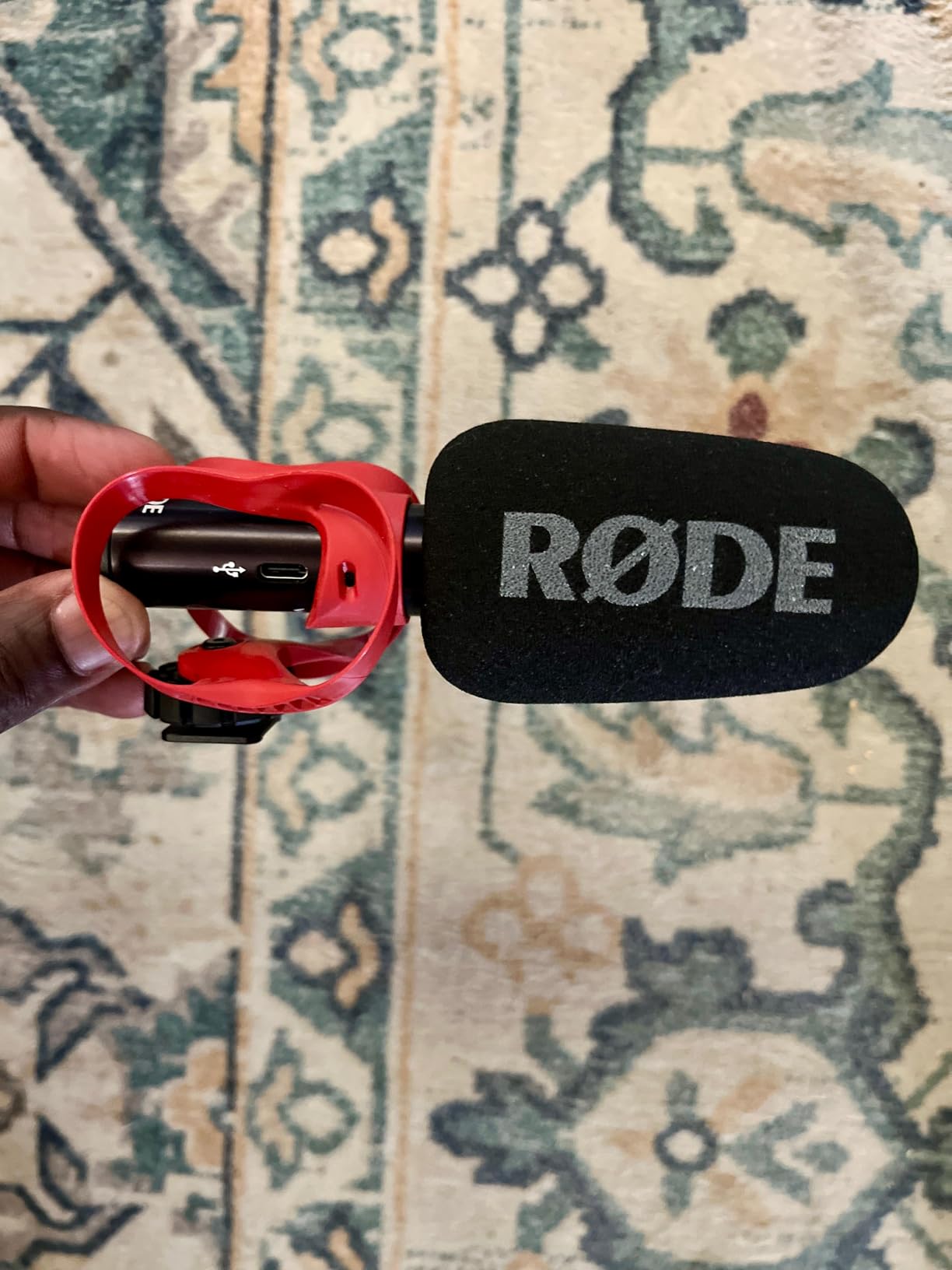 Rode VideoMic GO II Helix | Ultra-Compact On-Camera Shotgun Microphone with Both 3.5mm and USB Outputs for Filmmaking, Content Creation, Podcasting and Video Calls (3rd Gen) customer photo 2