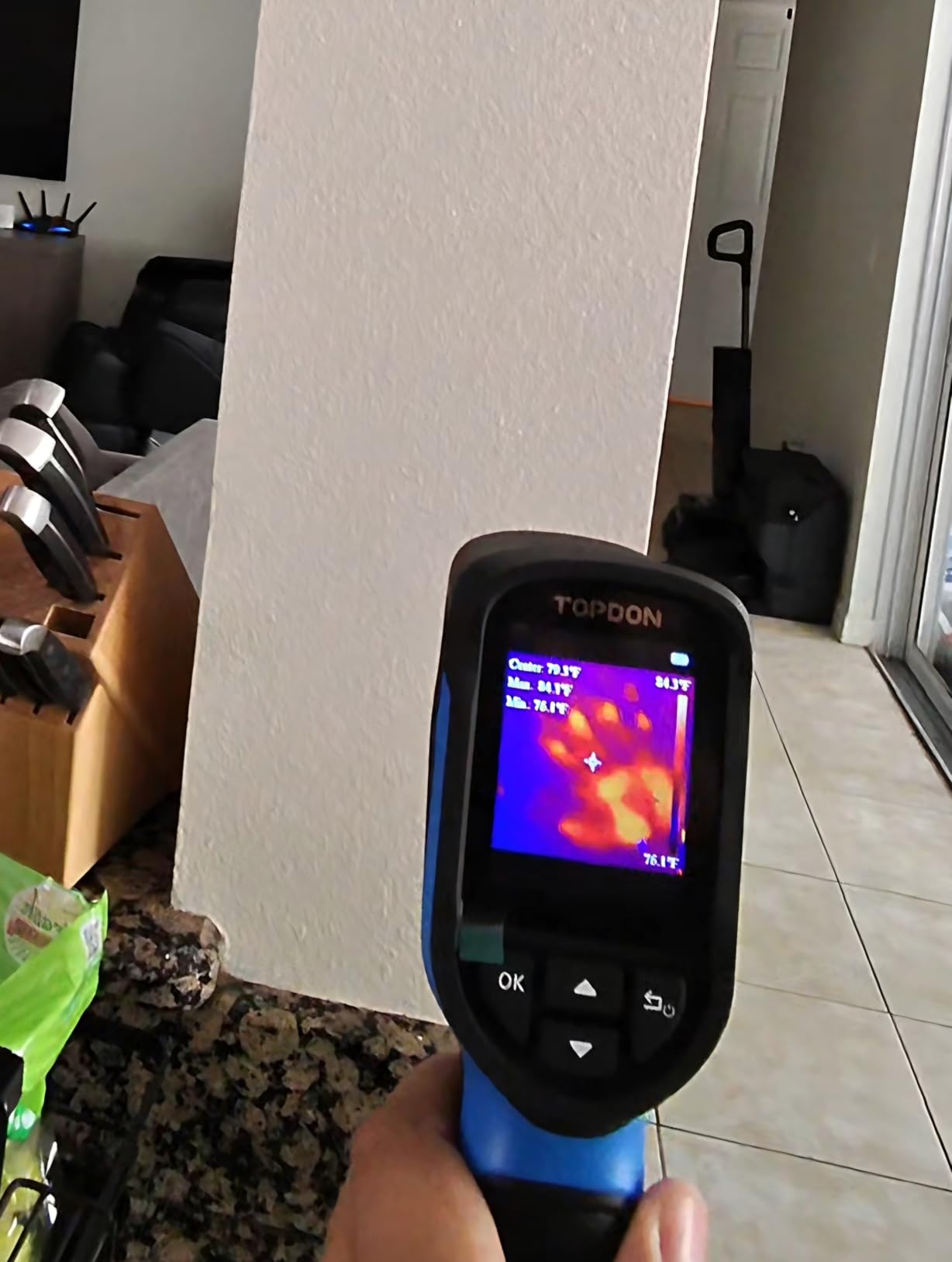 TOPDON TC004 Mini Thermal Imaging Camera, 240x240 TISR Resolution, 15-Hour Battery Life customer photo 1