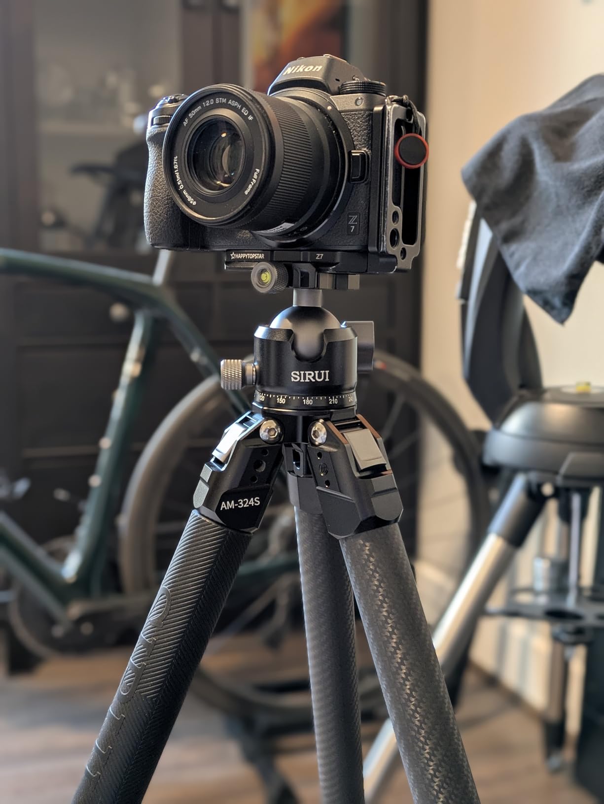 SIRUI AM-324S+G1 Carbon Fiber Tripod Kit with Low Profile Ball Head customer photo 1