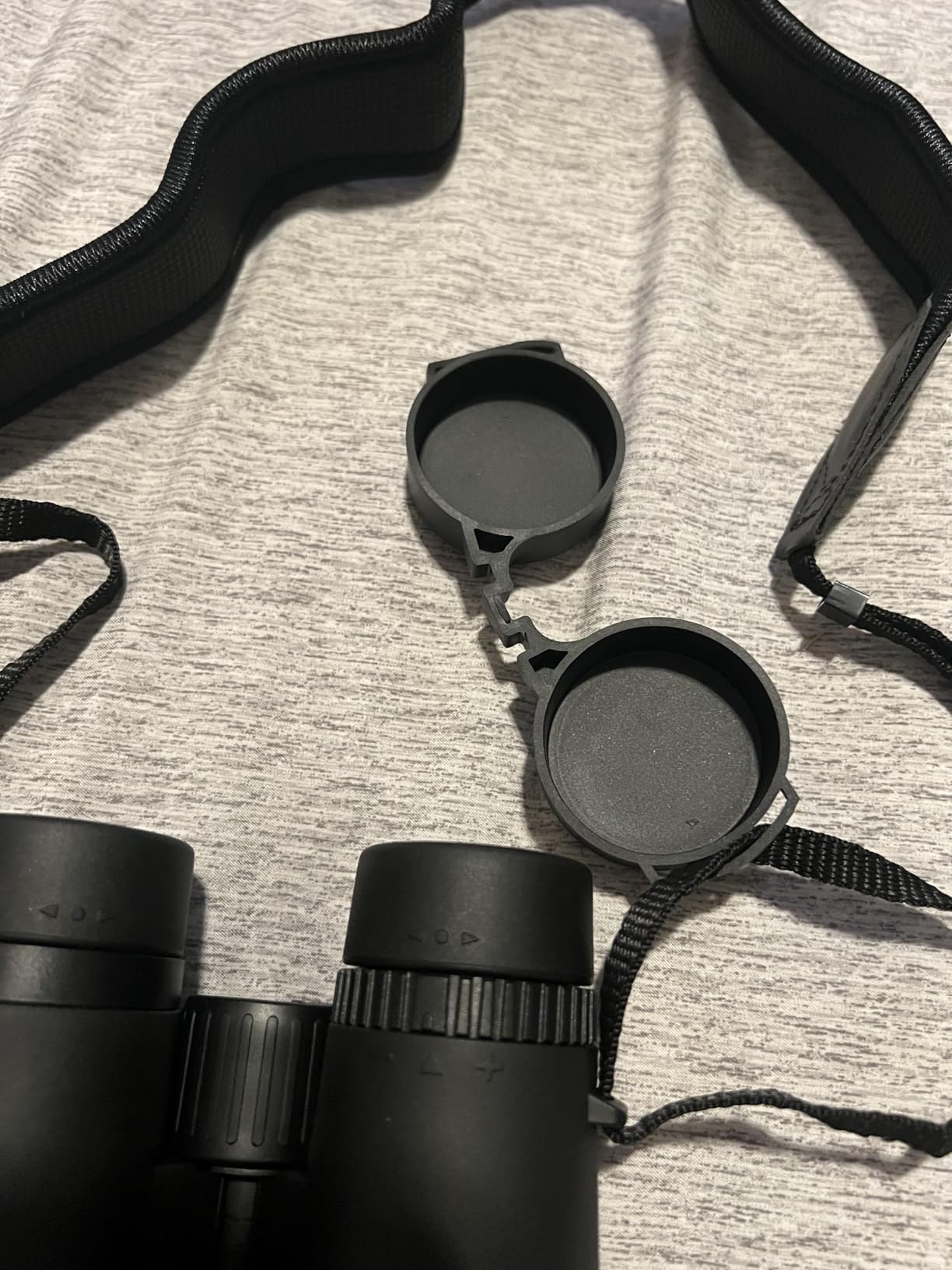 SVBONY Upgraded SV202 8x32 ED Binocular, Binoculars with Extra-Low Dispersion Lenses for Birdwatching, BAK4 & FMC Clearer, 7.8° Wide View Angle Quickly Locate, Lightweight & Portable for Football Game customer photo 2