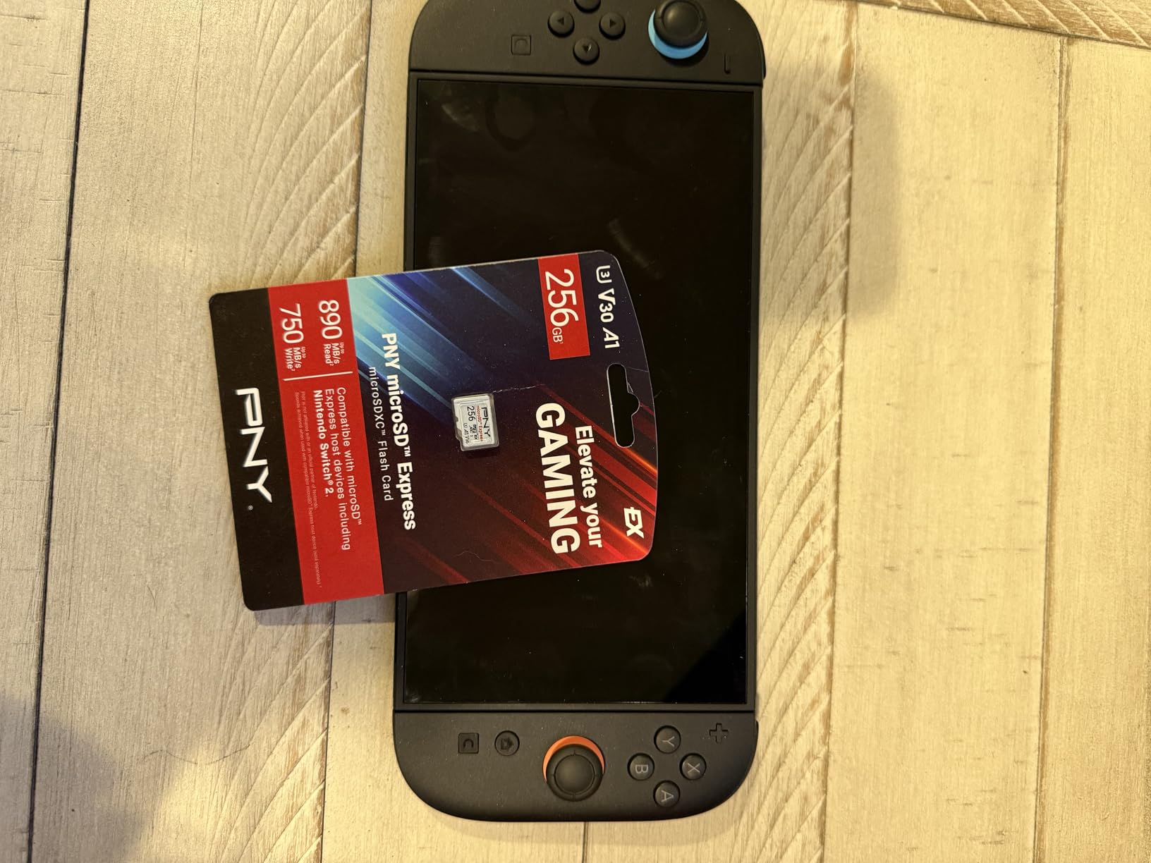 PNY microSD Express 512GB UHS-I U3 V30 A1 microSDXC, Up to 890 Read & 810 Write, Compatible with Nintendo Switch 2 customer photo 1