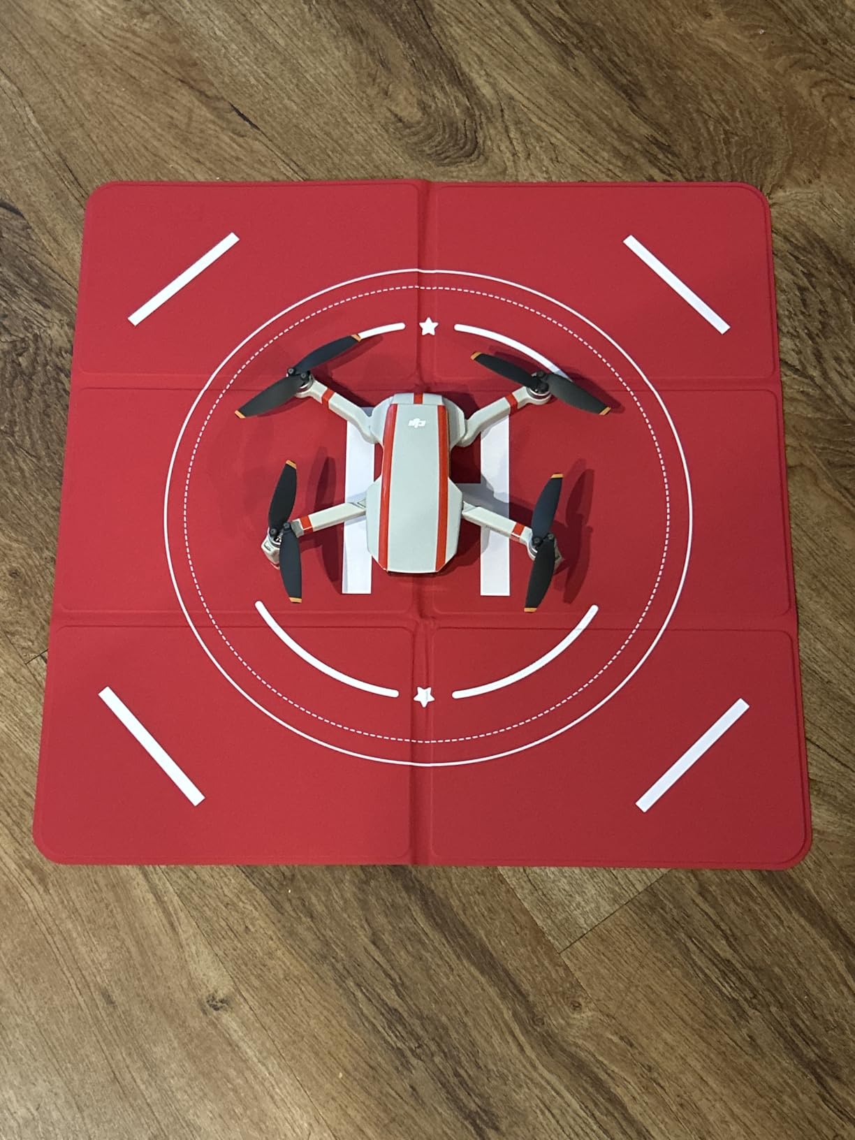 FPVtosky Nighttime Reflective Drone Landing Pad, Fast-fold Double Sided Waterproof Landig Pad Weighted for DJI Lito X1/Mini 5 Pro/ 4/3 Pro/Mini 4k / Mavic 4 / Air 3s/ Avata 2/ Neo/Flip customer photo 1