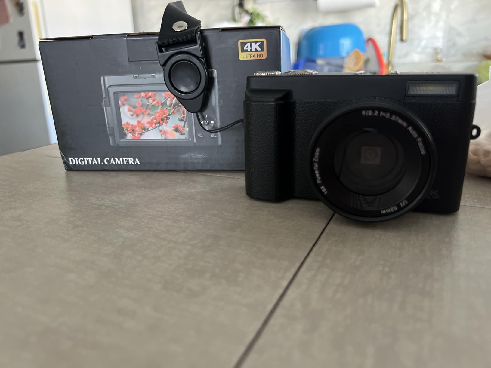 4K Digital Camera for Photography, 2026 Latest WiFi 64MP Vlogging Camera for YouTube with 180 Degree Flip Screen, Autofocus Anti-Shake, 16X Zoom, Compact Travel Camera, 32GB Card, 2 Batteries, Black customer photo 2