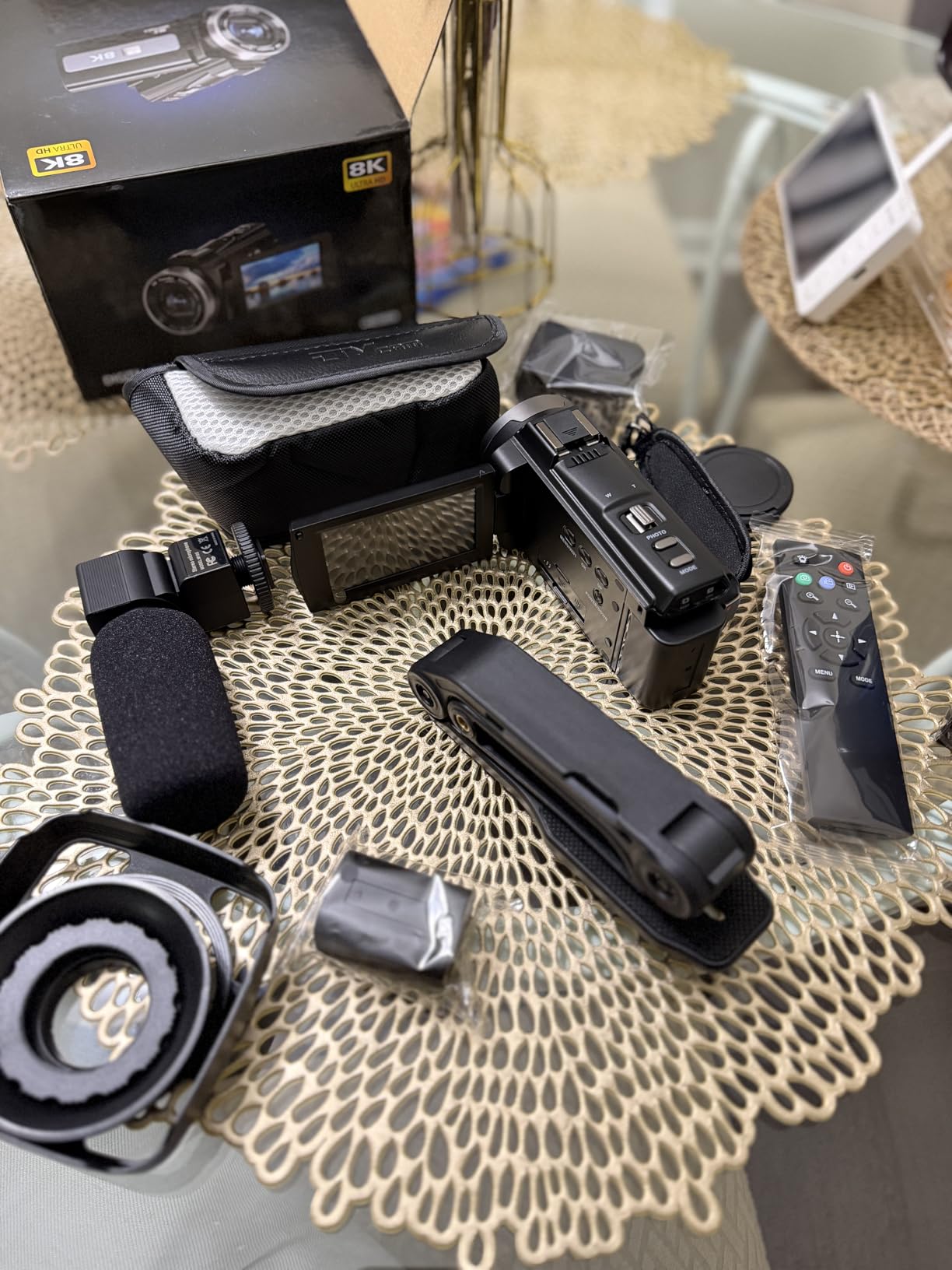 8K Video Camera 88MP UHD WiFi Vlogging Cameras for YouTube 18X Digital Zoom IR Night Vision 3.0'' Touch Screen Camcorder with 32GB Card, Microphone, Lens Hood, Stabilizer, Remote, Two Batteries customer photo 1
