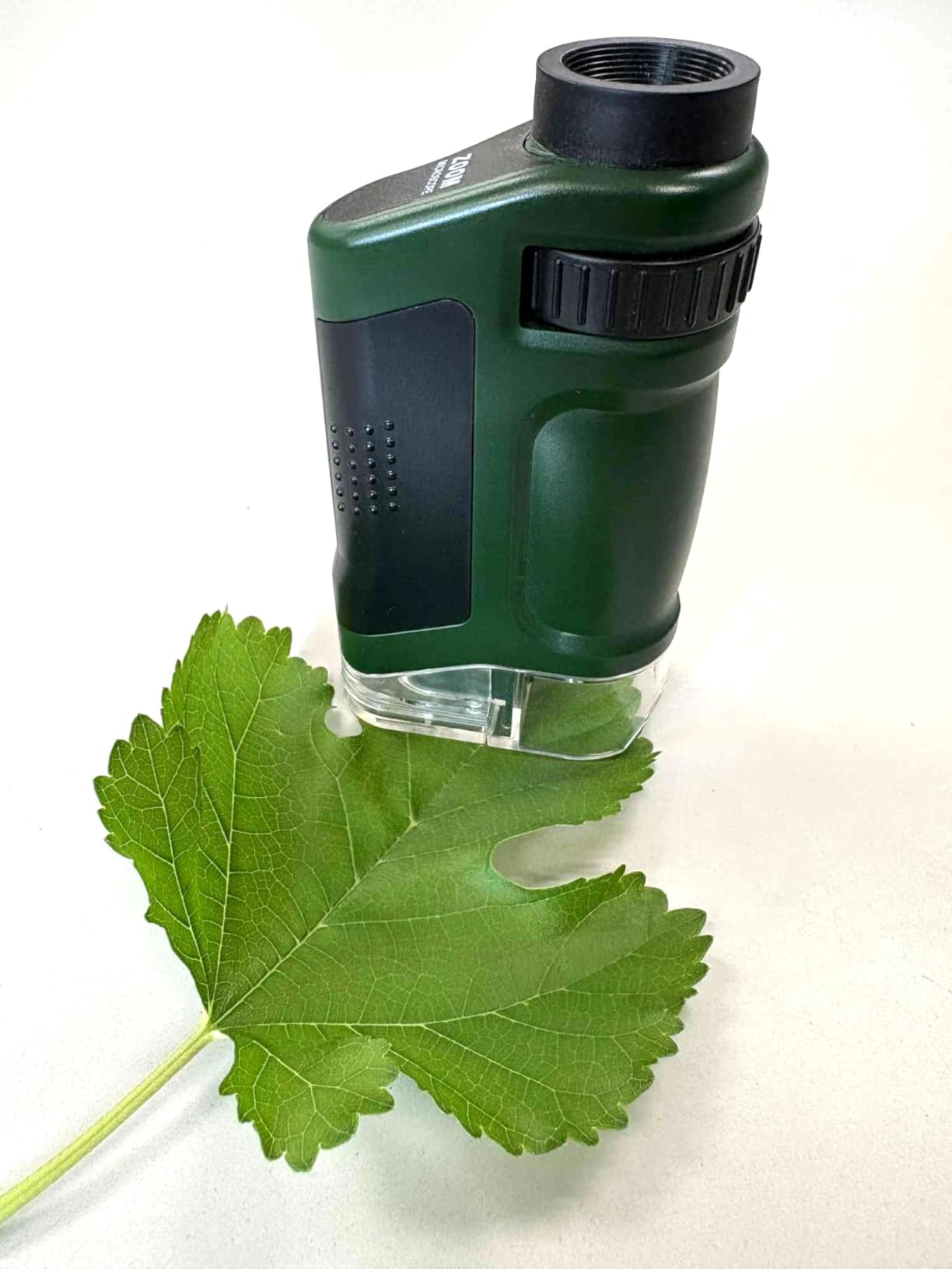Carson MicroBrite 20x-40x Zoom LED Lighted Pocket Microscope (MM-24) customer photo 2