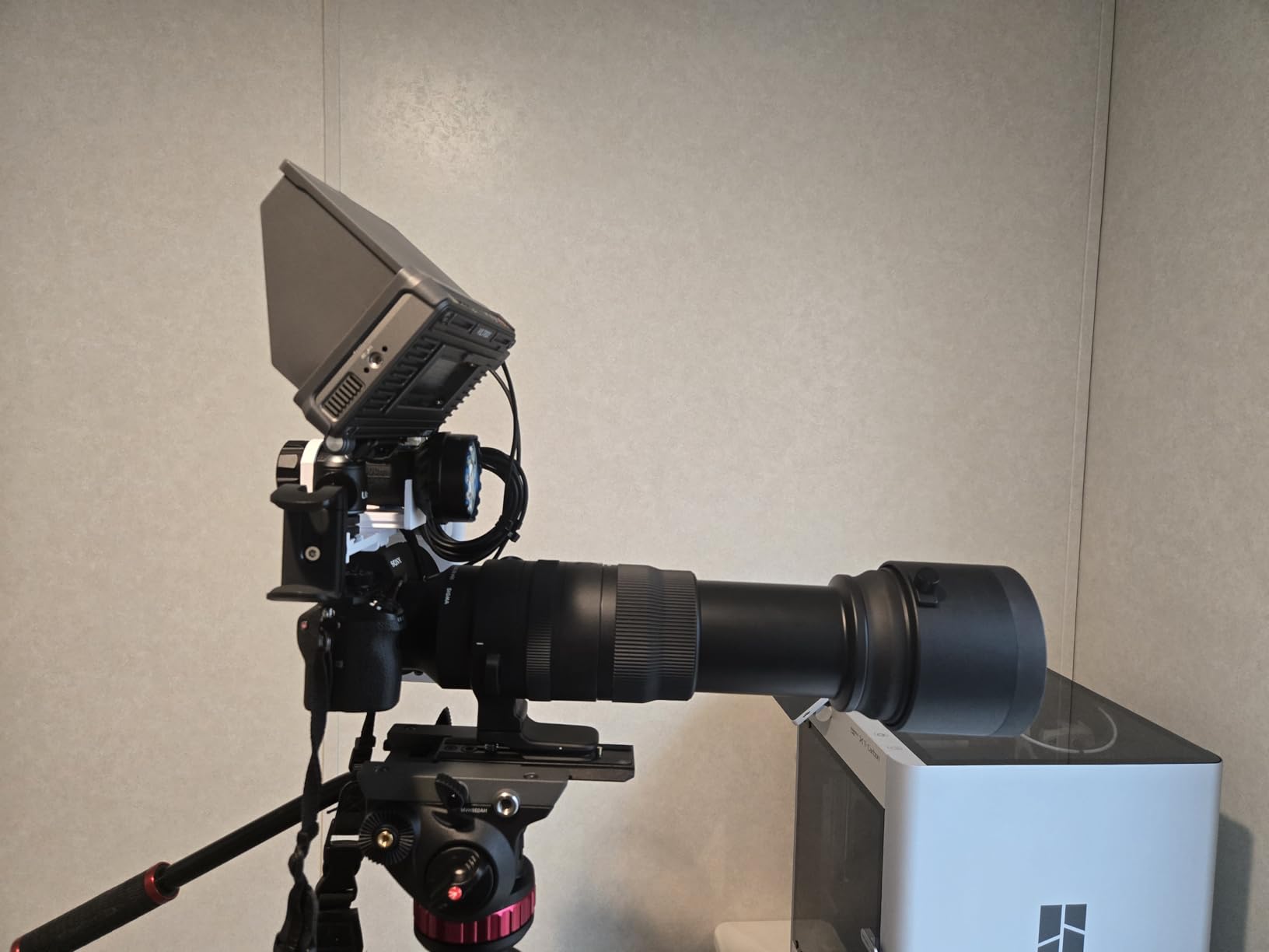 Manfrotto Video Head with Flat Base, Video Head for Compact Video Cameras and DSLR Cameras, for Filming, Videography, Content Creation, Vlogging, Live Streaming customer photo 2