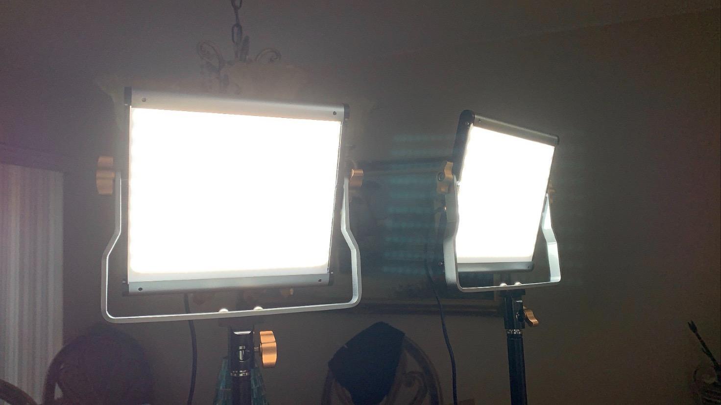 Neewer 2 Packs Dimmable Bi Color 480 LED Video Light Kit, 3200~5600K CRI 96+ LED Panel with U Bracket, 75 inches Tripod Light Stand for YouTube Recording Studio Photography Streaming Key Lighting customer photo 2