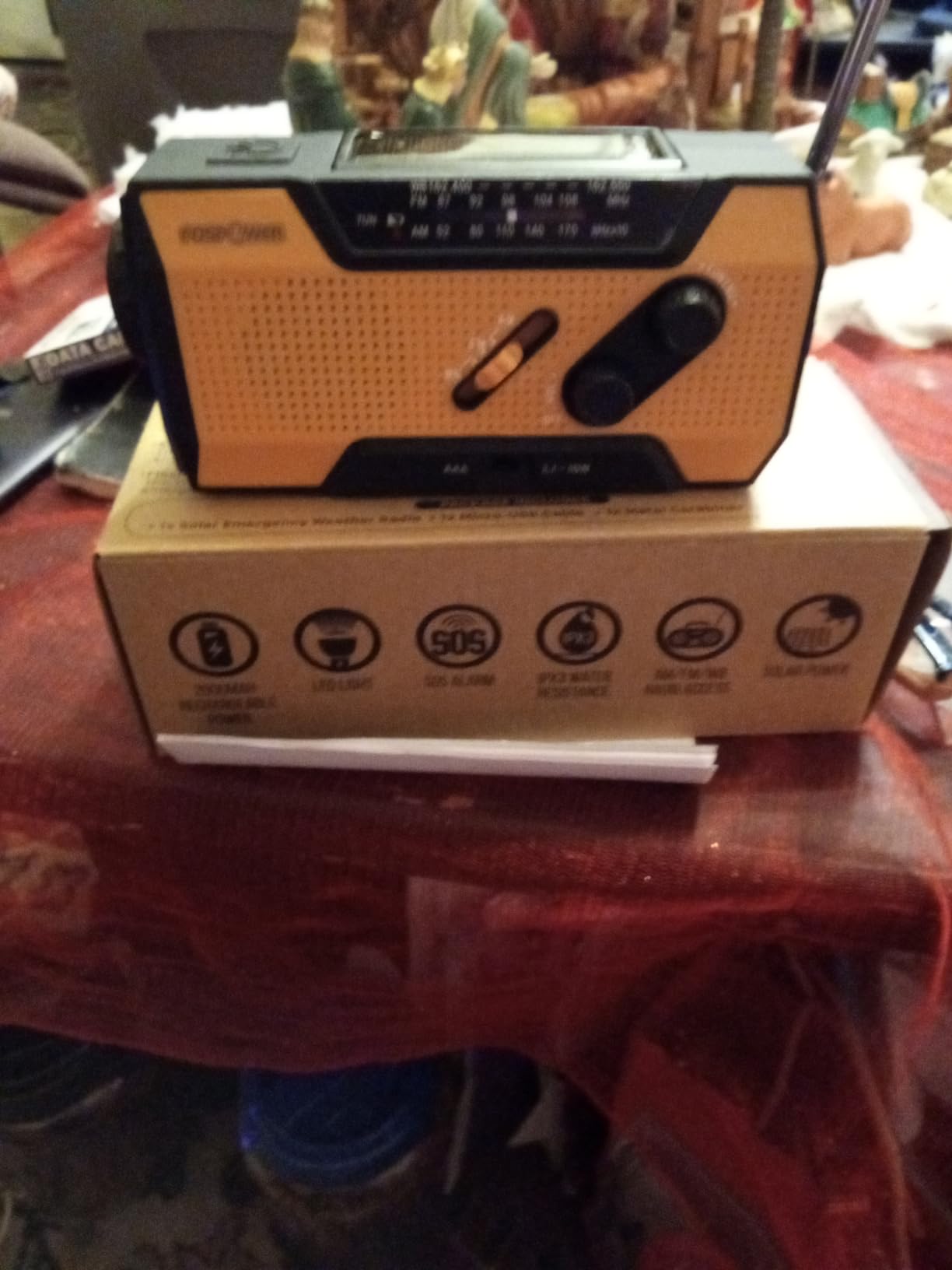 FosPower NOAA Emergency Weather Radio A1 (7400mWh / 2000mAh, Solar Hand Crank, Orange) customer photo 1