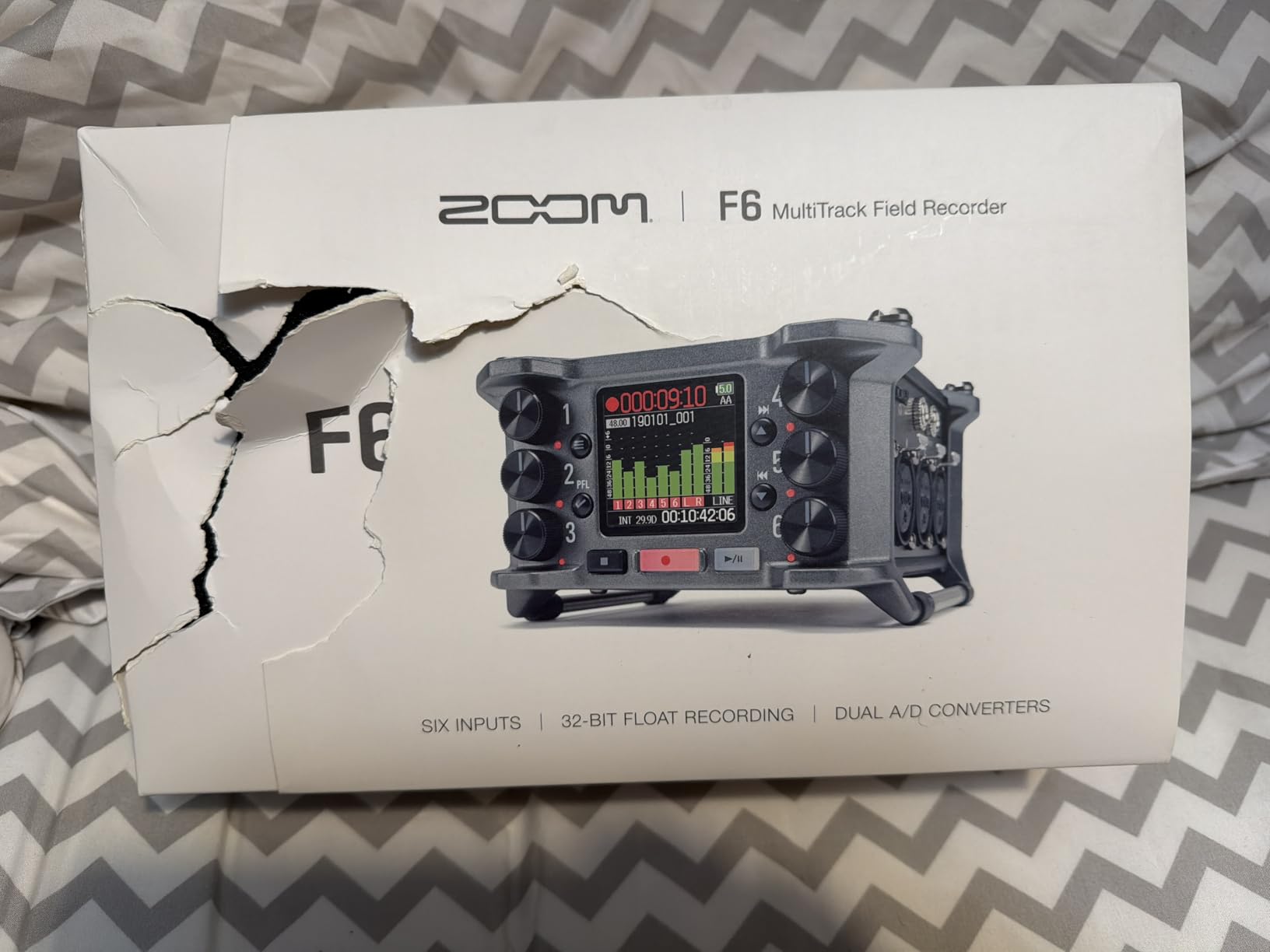 Zoom F6 Professional Field Recorder for Filmmakers & Musicians | Clip-Free Audio with 32-Bit Float, Dual A/D Converters, 6 XLR Inputs, 14 Tracks, Timecode I/O, Wireless Control customer photo 2