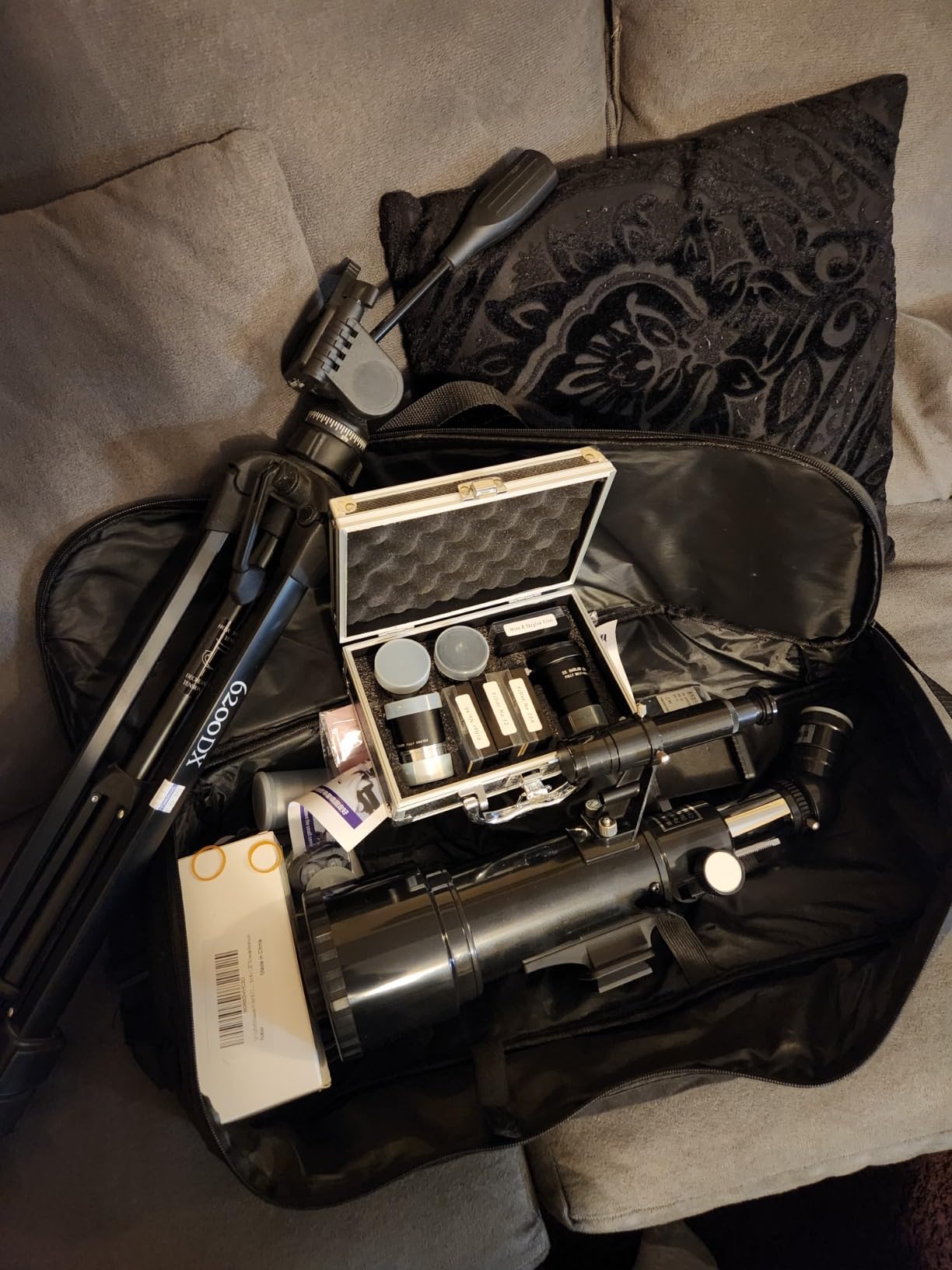 Celticbird Astronomical Telescope Accessory Kit - 3 Plossl Eyepieces, 4 Filters, 2X Barlow Lens customer photo 1