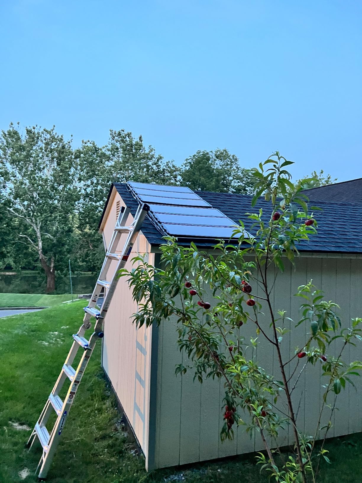 EF ECOFLOW Portable Power Station RIVER 2, 256Wh 300W | 1 Hr Fast Charging, LiFePO4 Battery, Up to 600W Solar Generator for Outdoor Camping/RVs/Home Use (Solar Panel Optional) customer photo 2