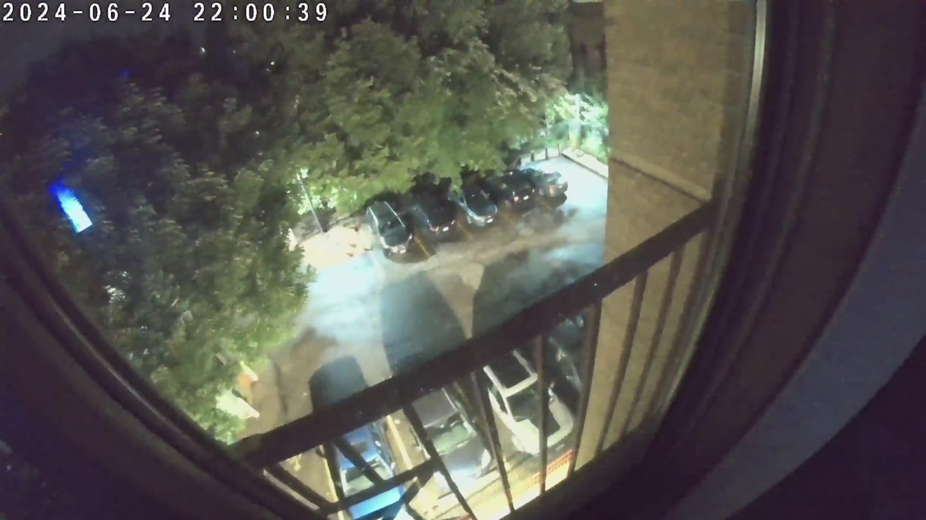 Tapo MagCam 2K+ Security Camera Wireless Outdoor, Battery Powered, C425 customer photo 2